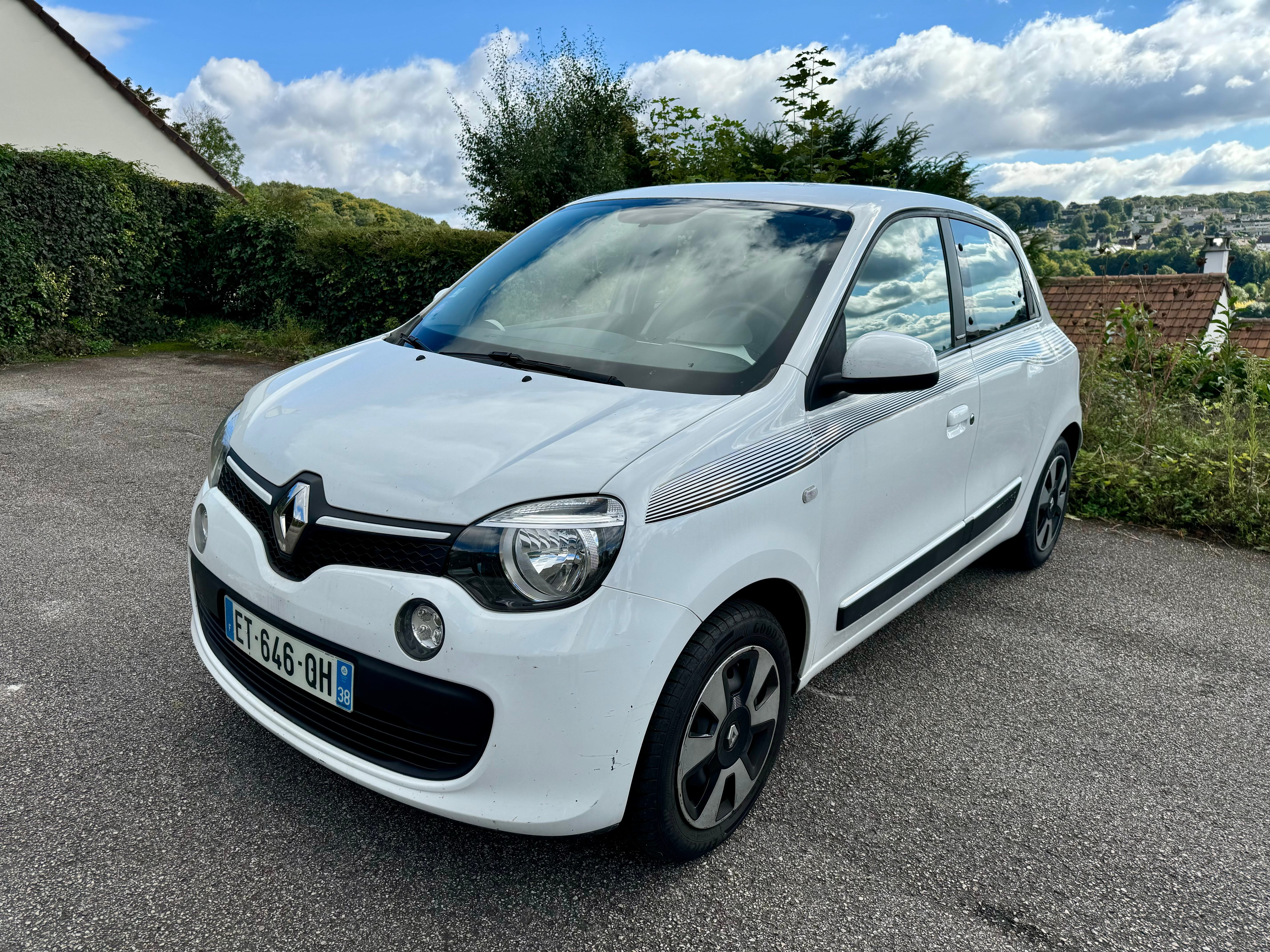 Renault Twingo III LIMITED, 2018, Essence 95