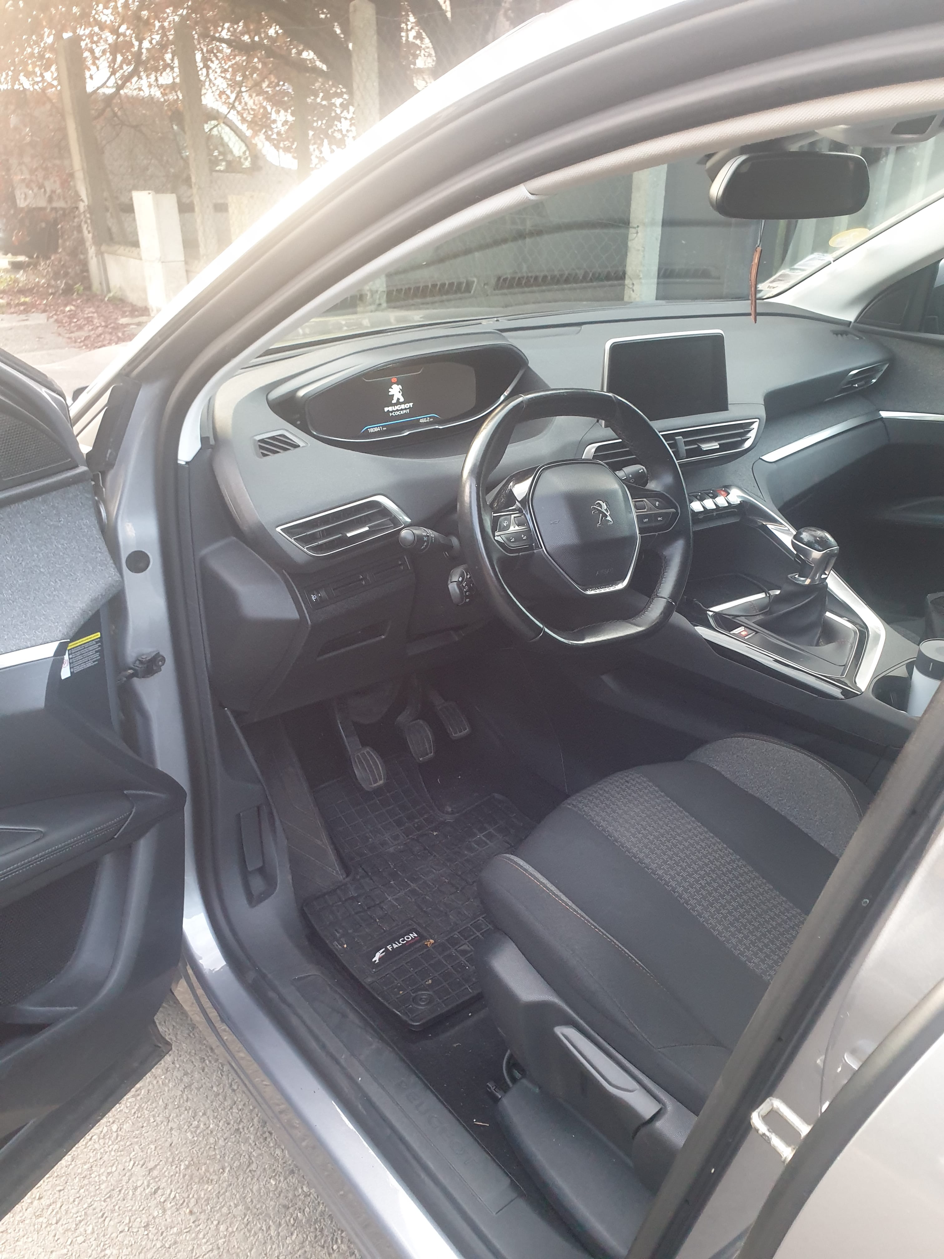 Peugeot 3008 avec Régulateur de vitesse