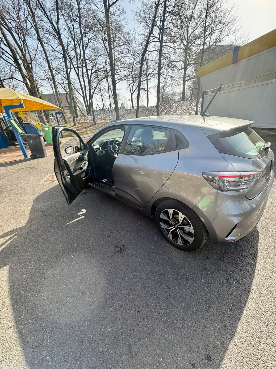 Renault Clio E-tech avec Climatisation