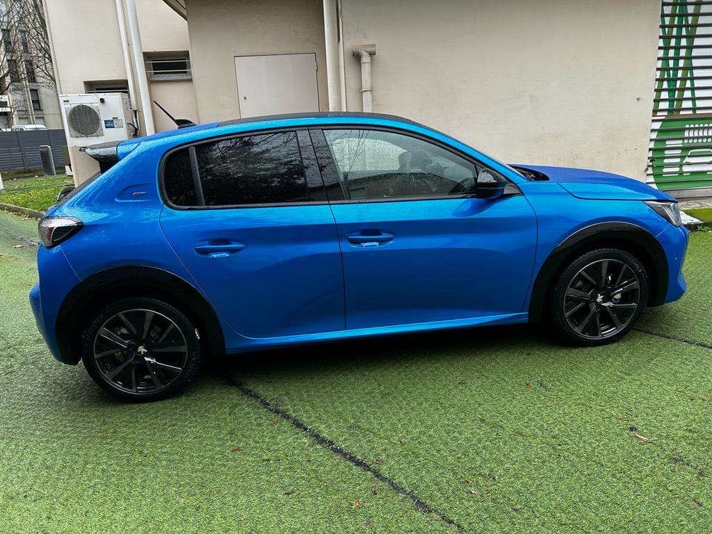 Peugeot 208 GT Line avec Climatisation