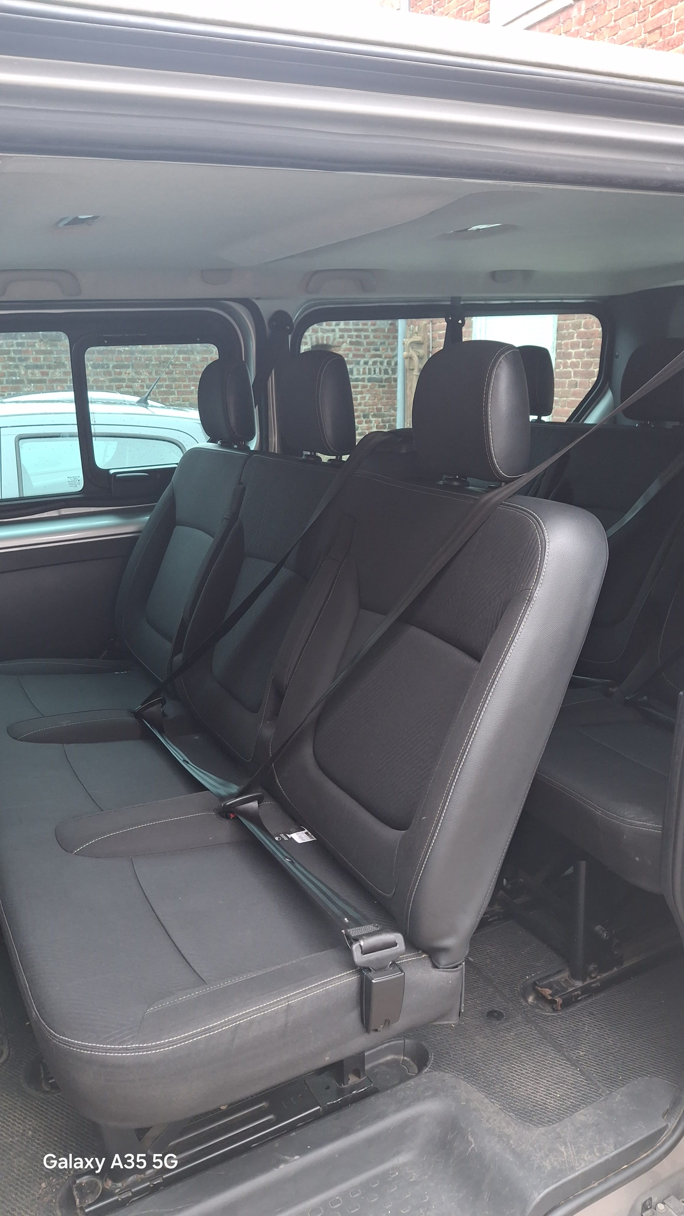 Renault Trafic avec Chaines