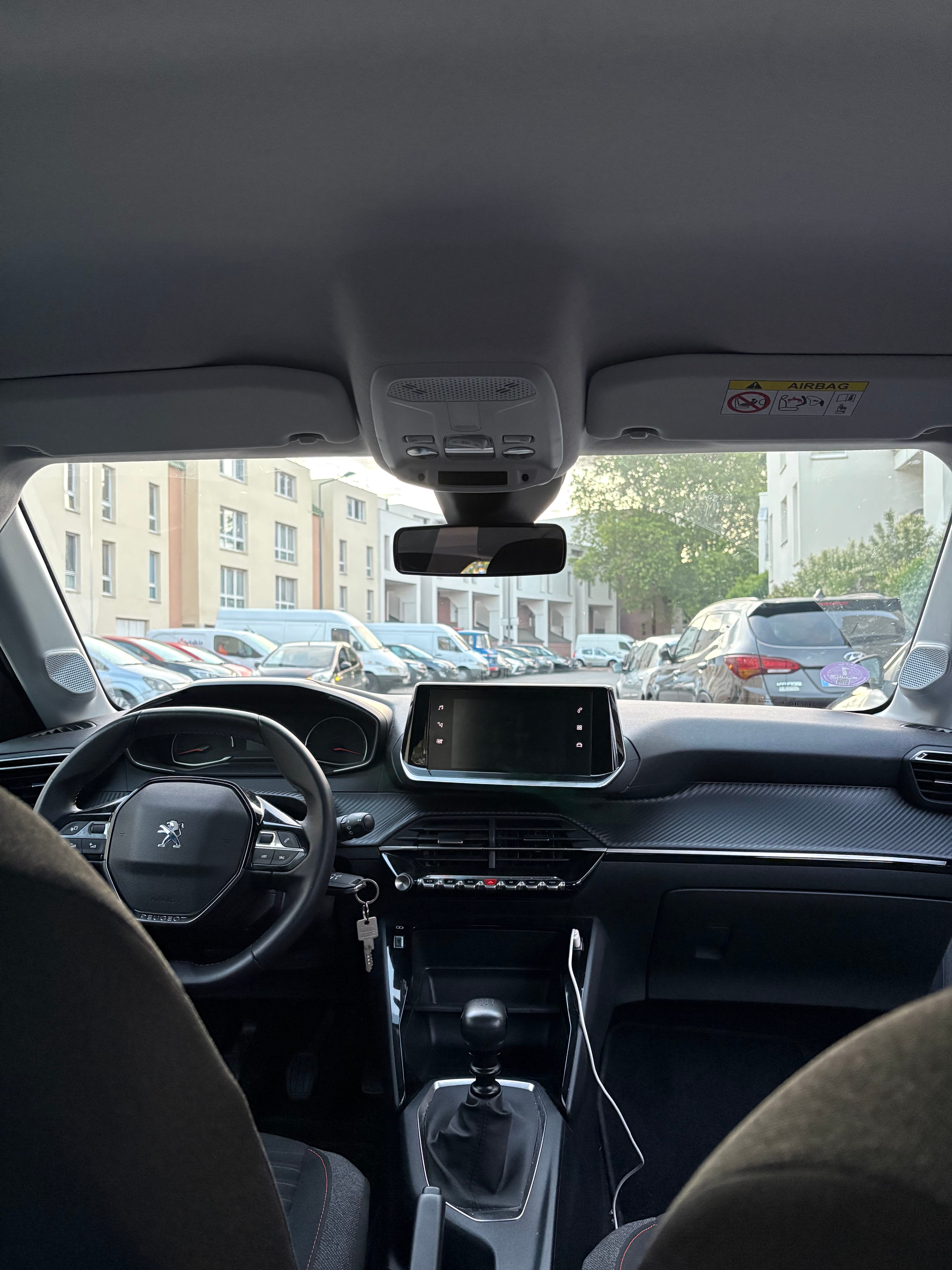 Peugeot 208 avec GPS