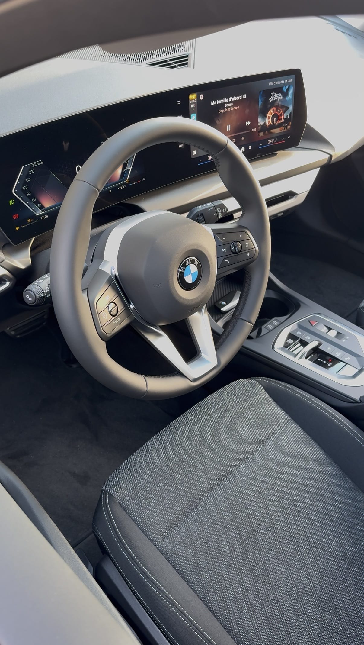 BMW Série 1 avec GPS