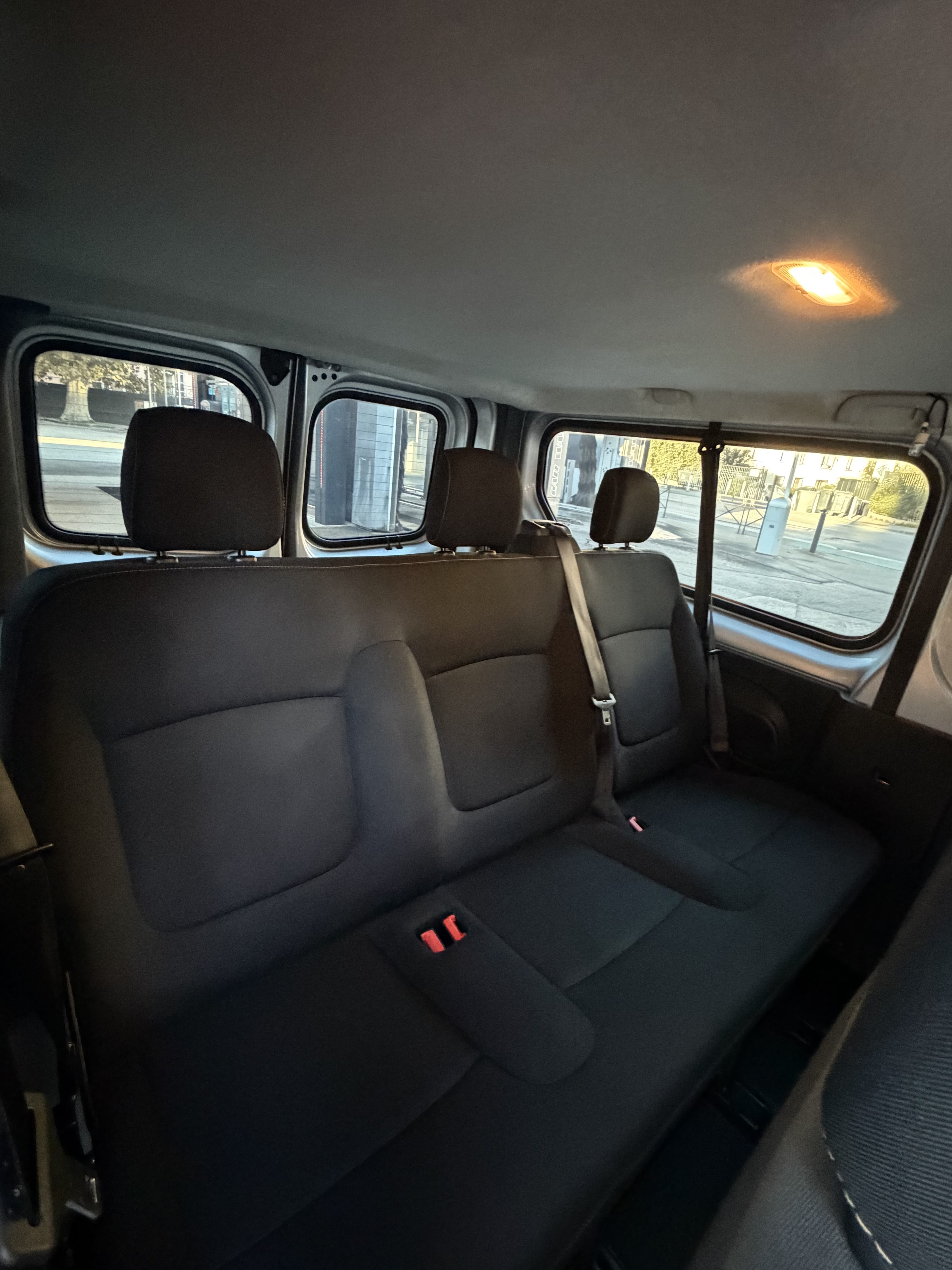Renault Trafic avec Attelage