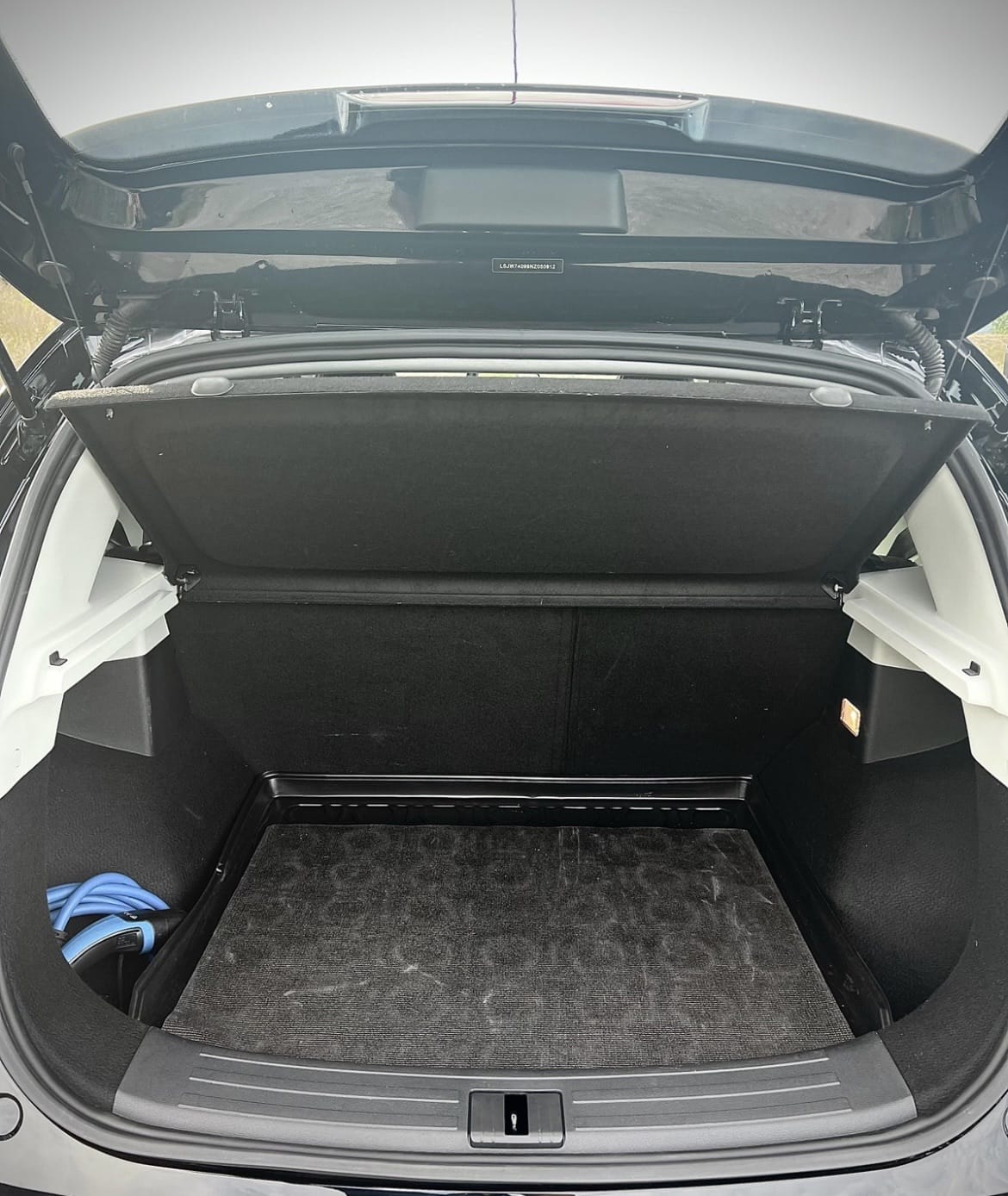 Mg ZS EV med Bluetooth audio