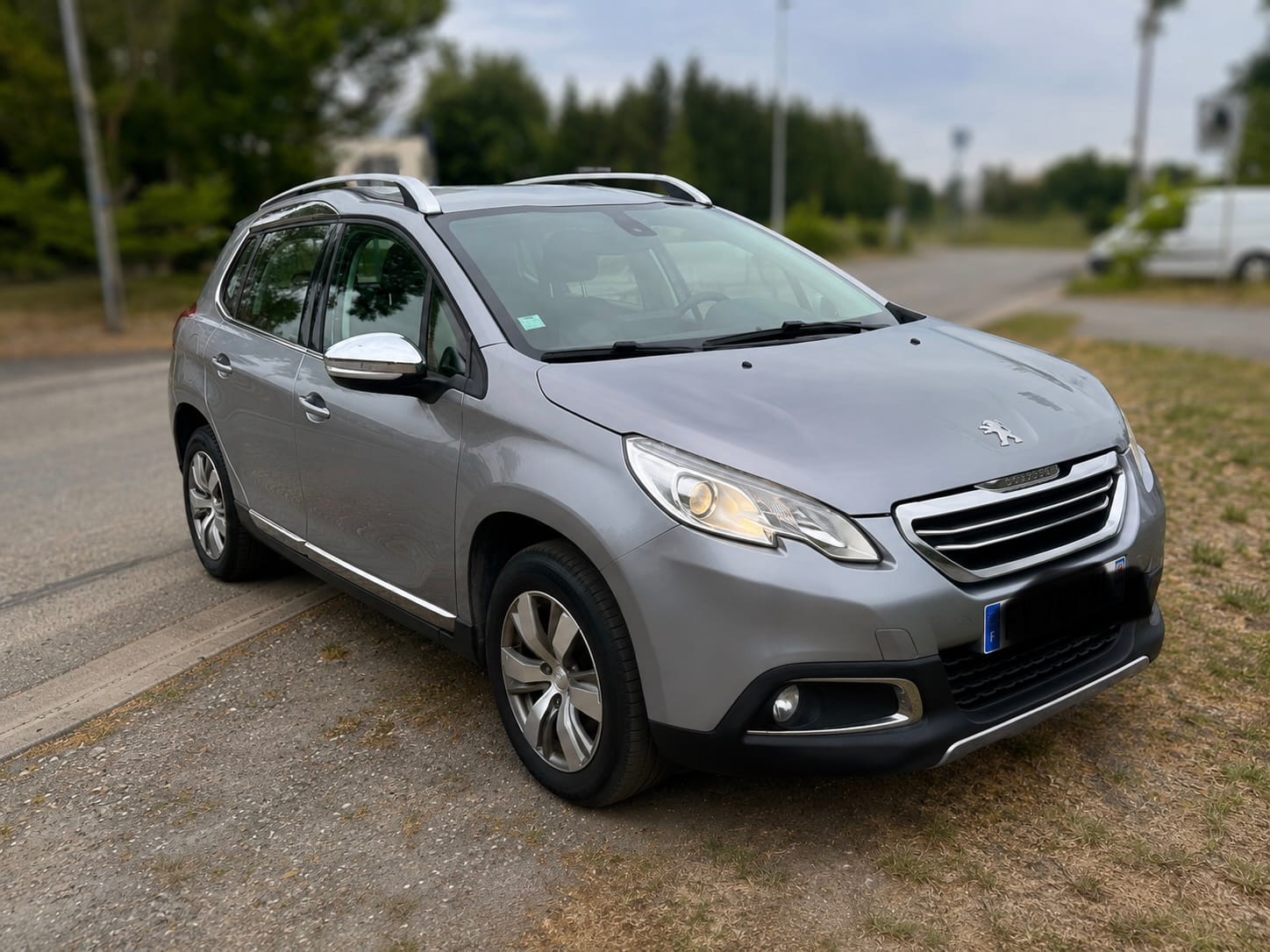 Peugeot 2008, 2015, Essence 95