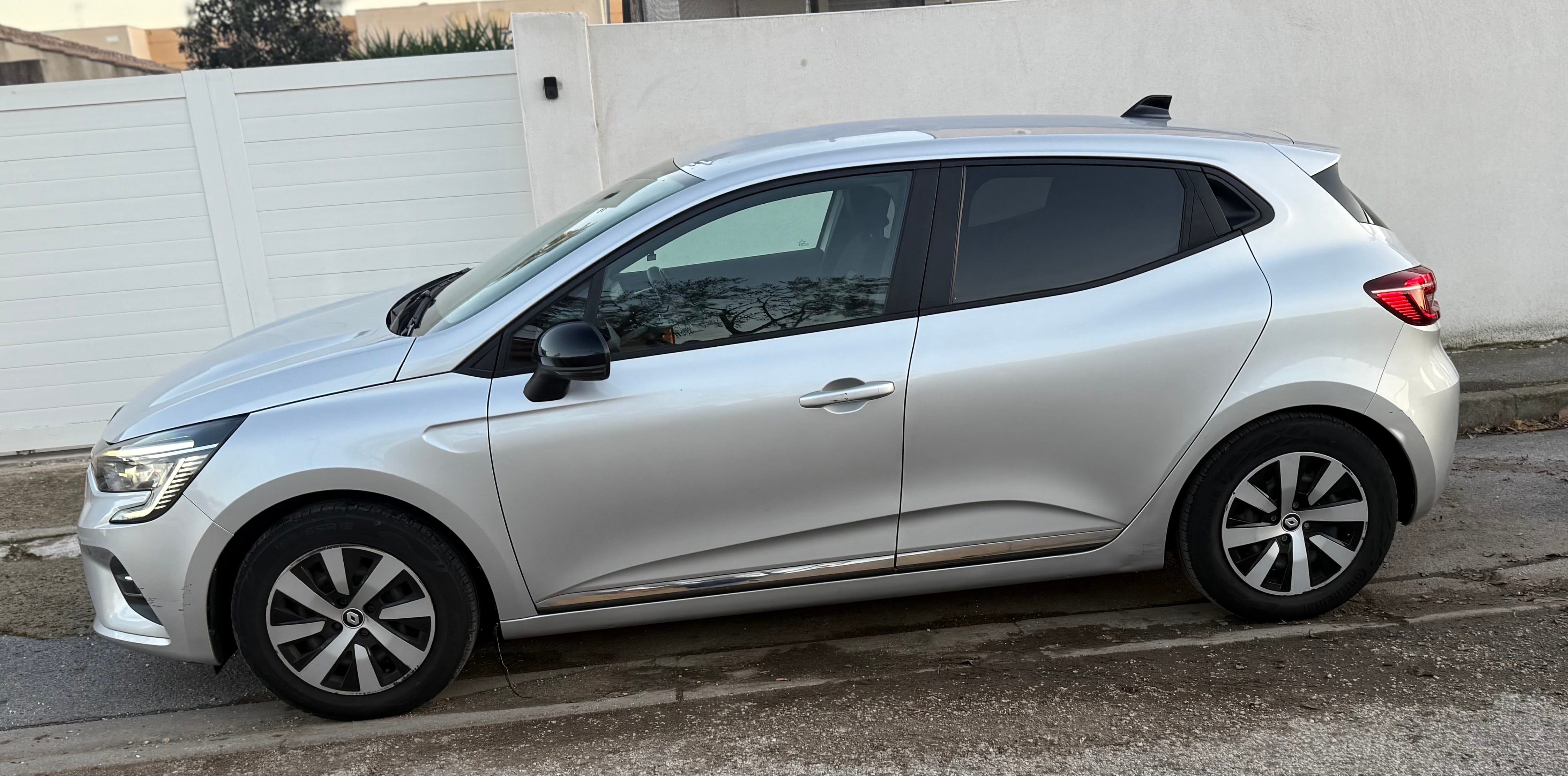 Renault Clio avec Climatisation