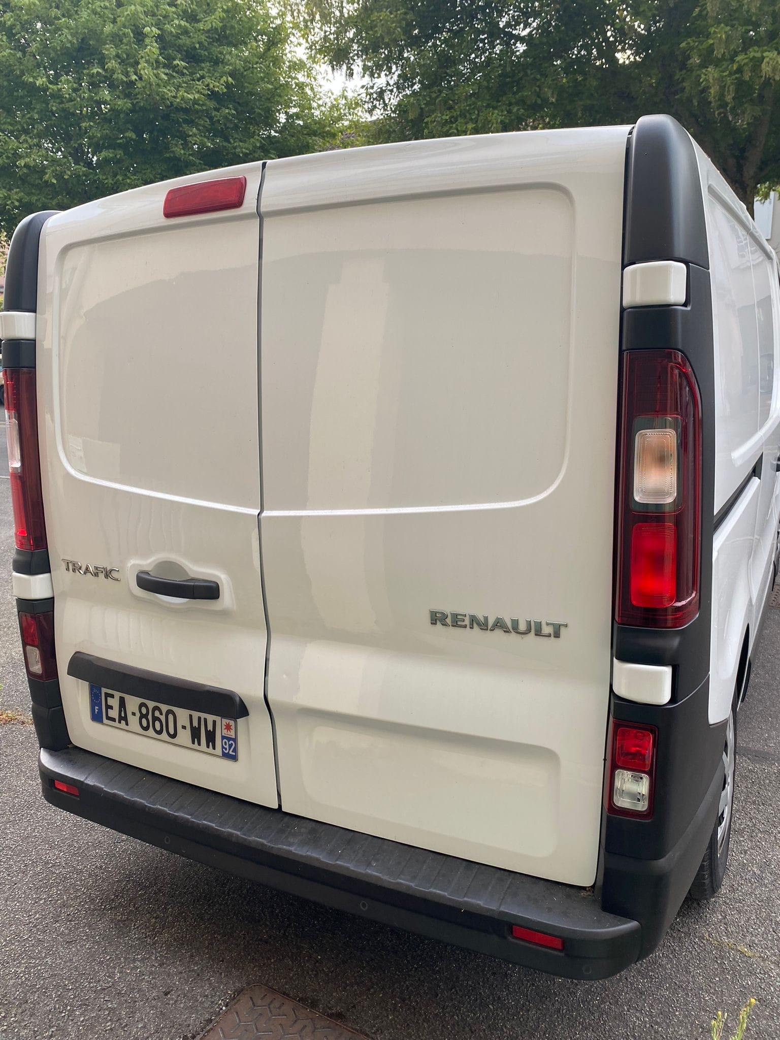 Renault Trafic Stationnement GRATUIT Clichy avec GPS