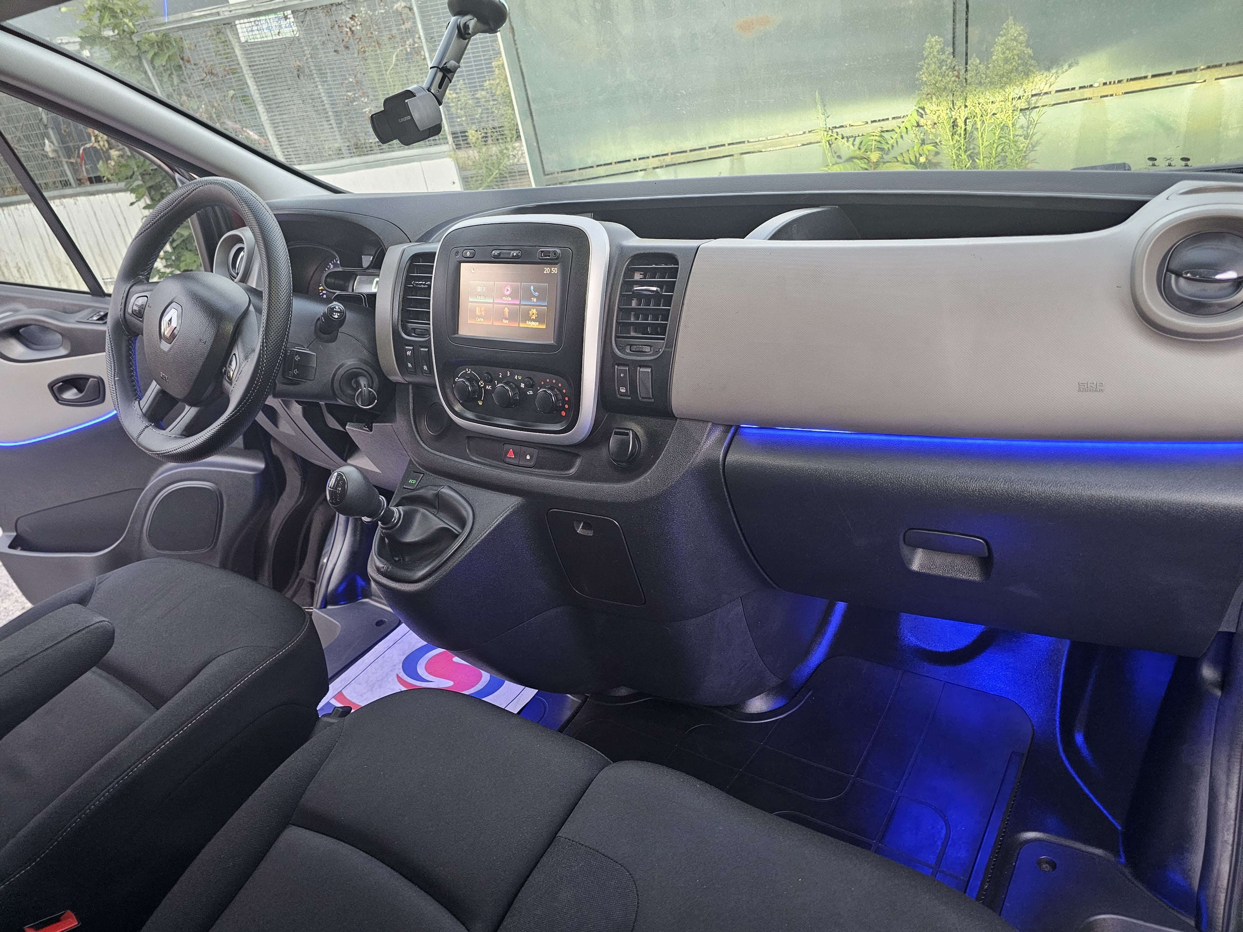 Renault Trafic Passenger avec Dashcam