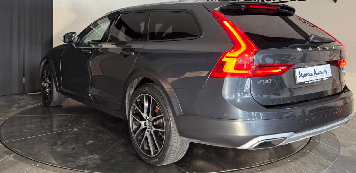 Volvo V90 Cross Country med Aircondition