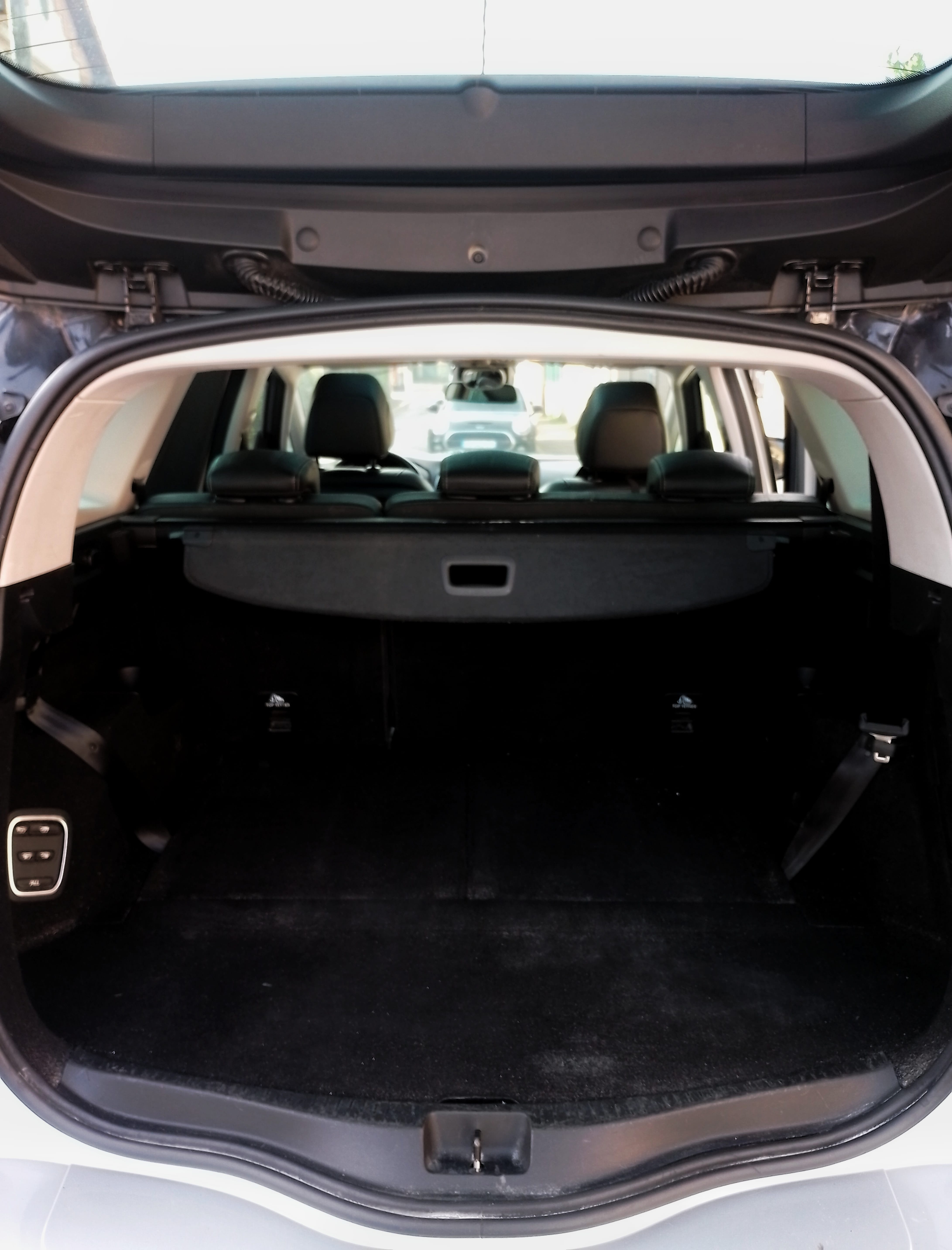 Renault Grand Scenic avec Apple CarPlay