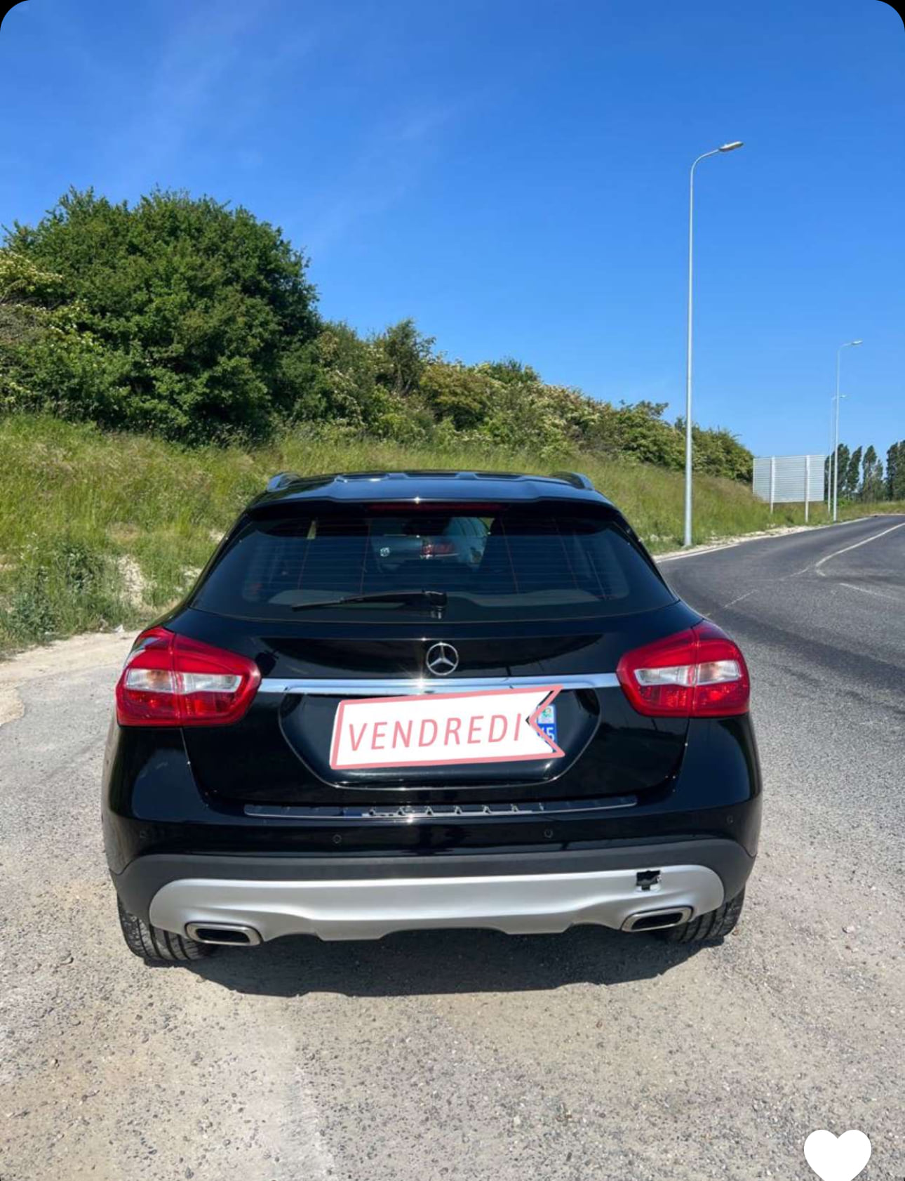 Mercedes-Benz GLA 250 4MATIC avec Caméra de recul