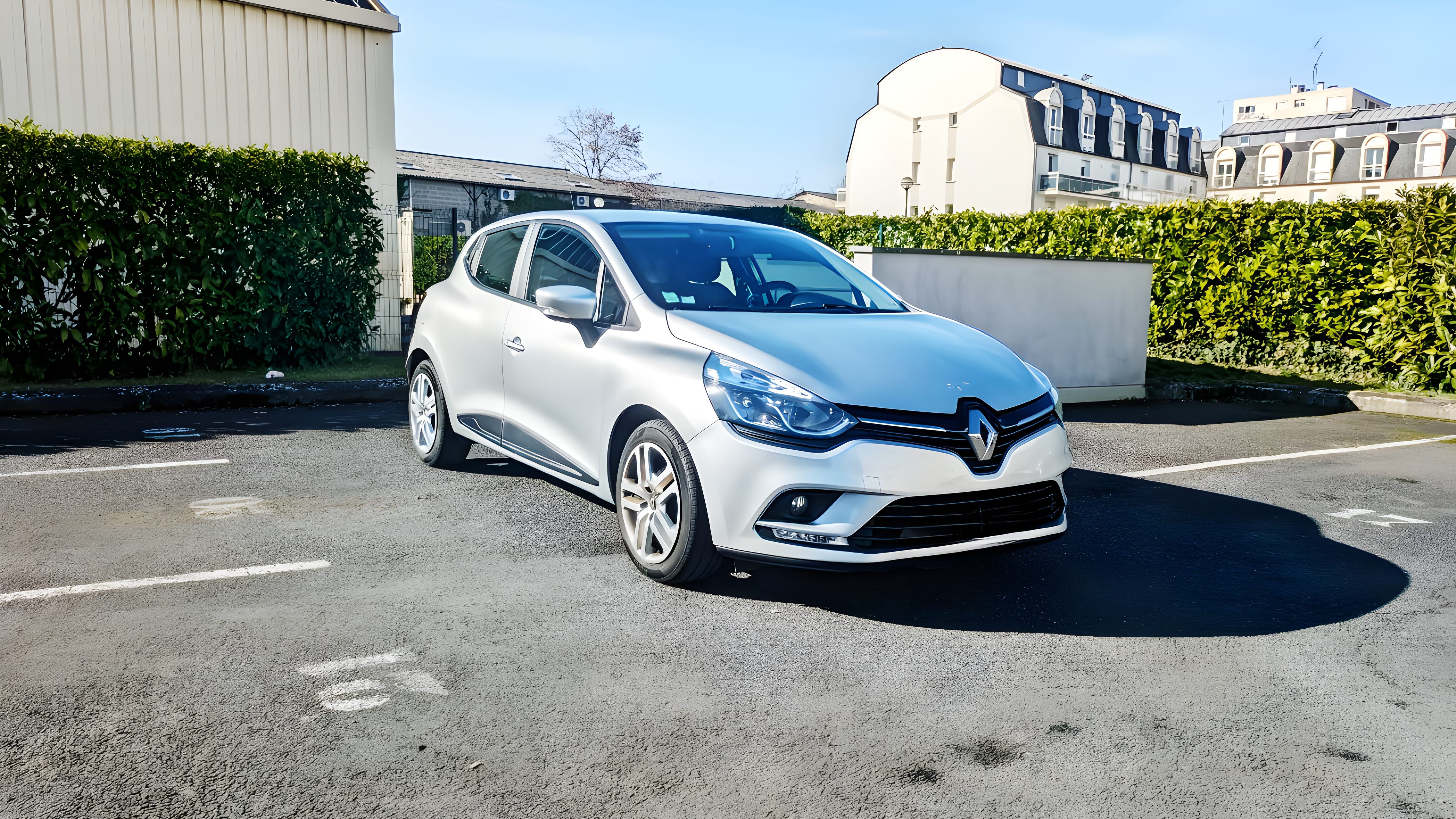 Renault Clio avec Climatisation