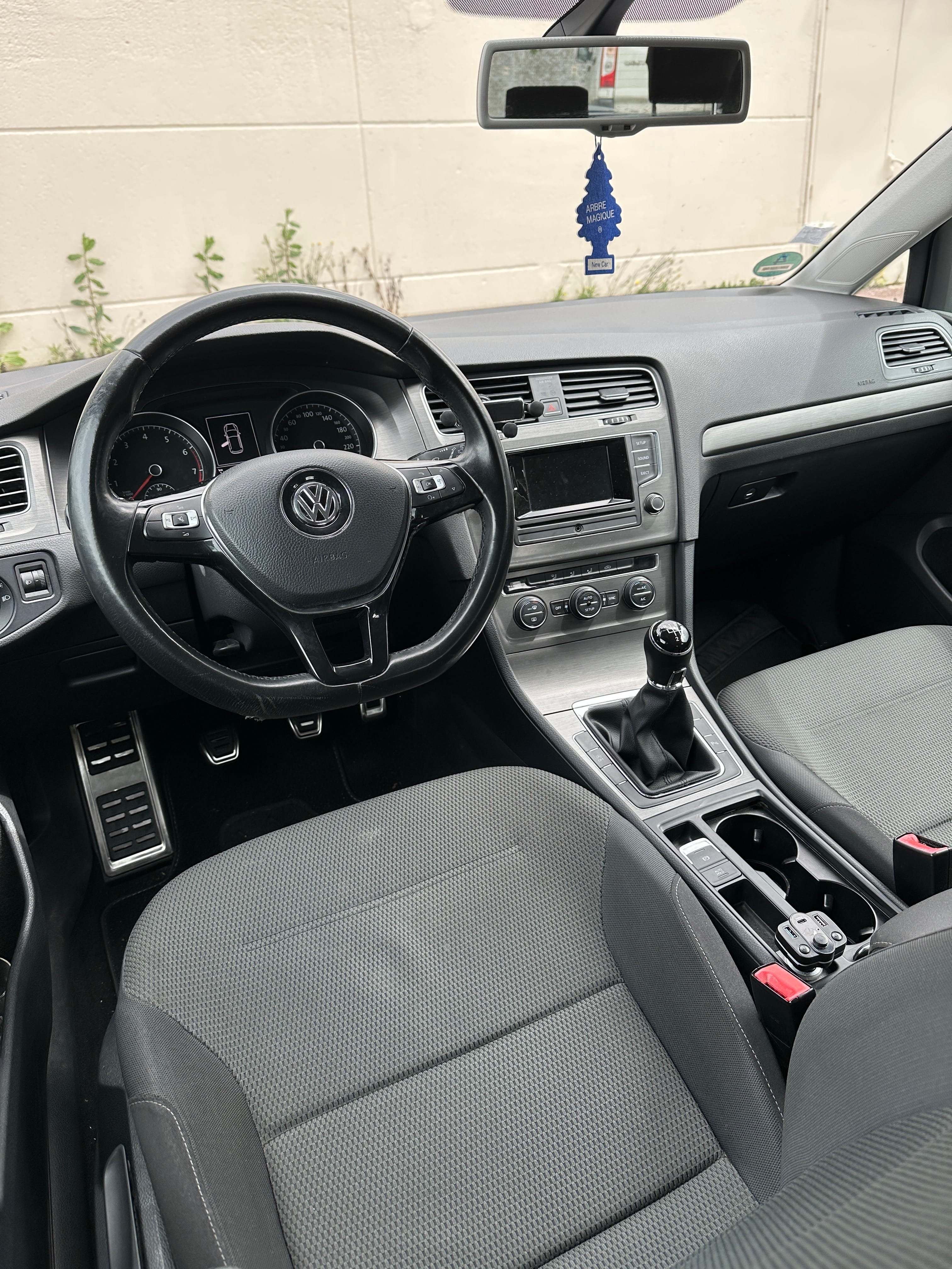 Volkswagen Golf 1.2 avec Audio Bluetooth