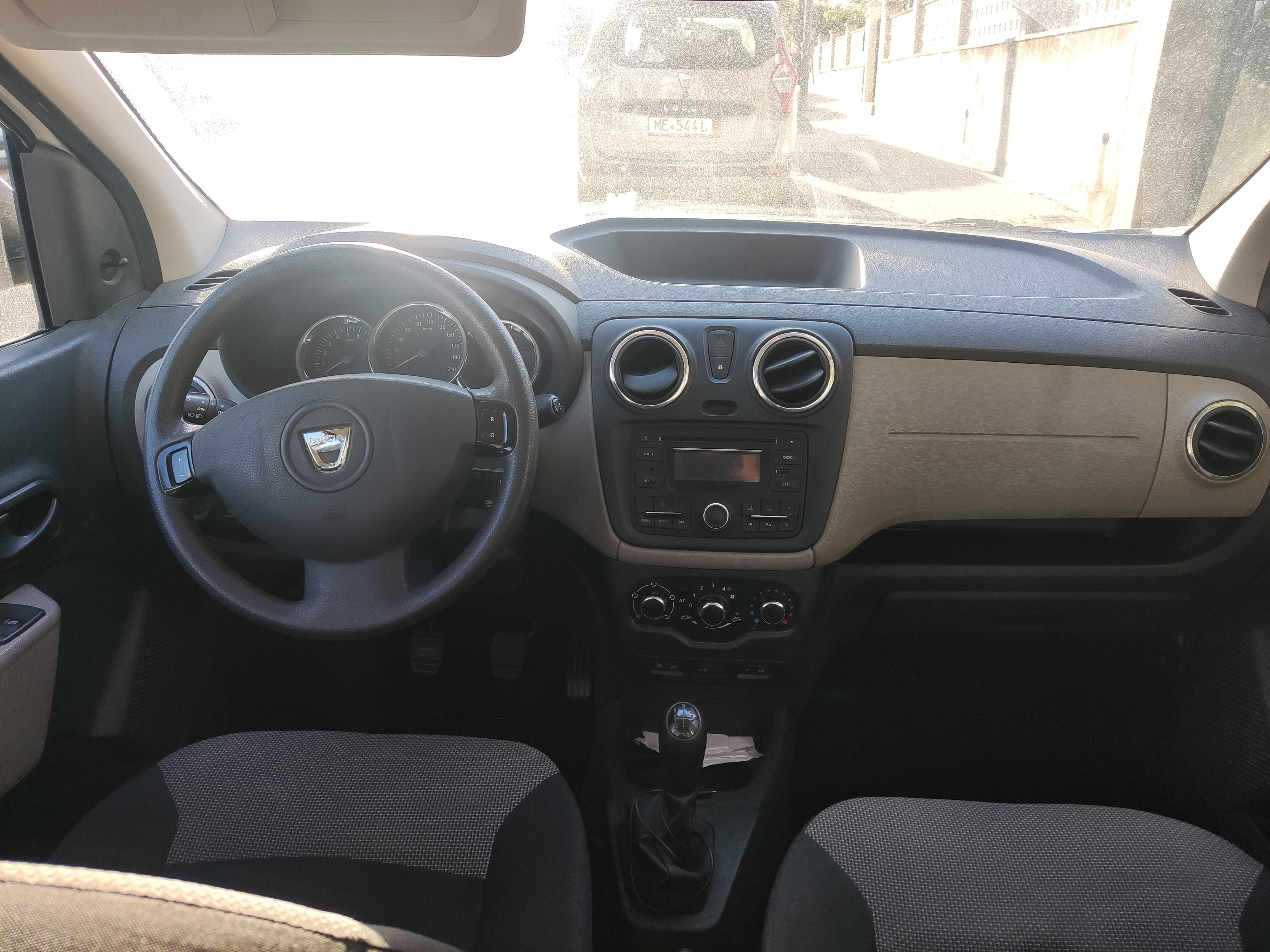 Dacia Lodgy con Entrada de Audio/iPod