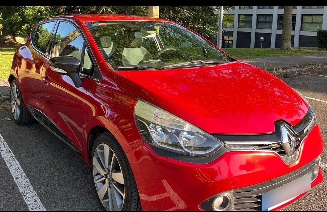 Renault Clio E-tech con Aire acondicionado