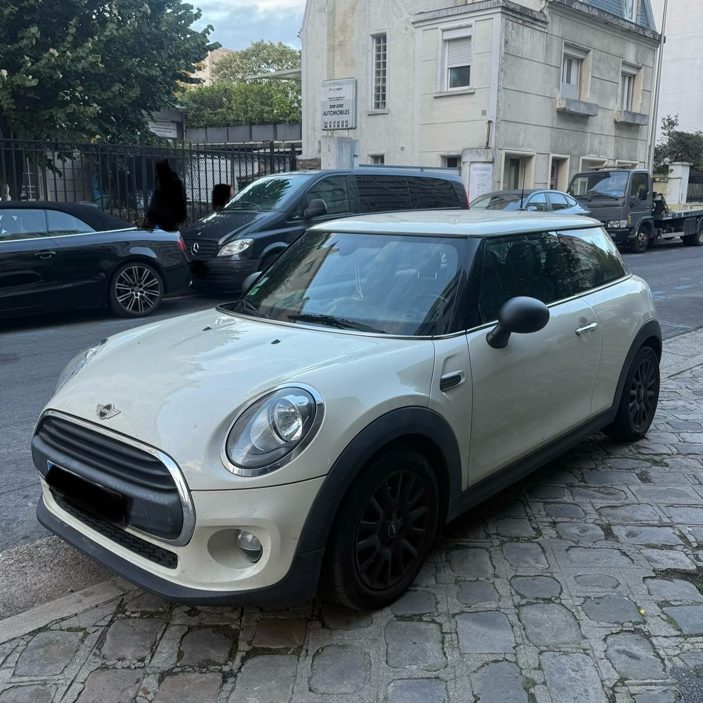 Mini Cooper 3 portes avec Audio Bluetooth