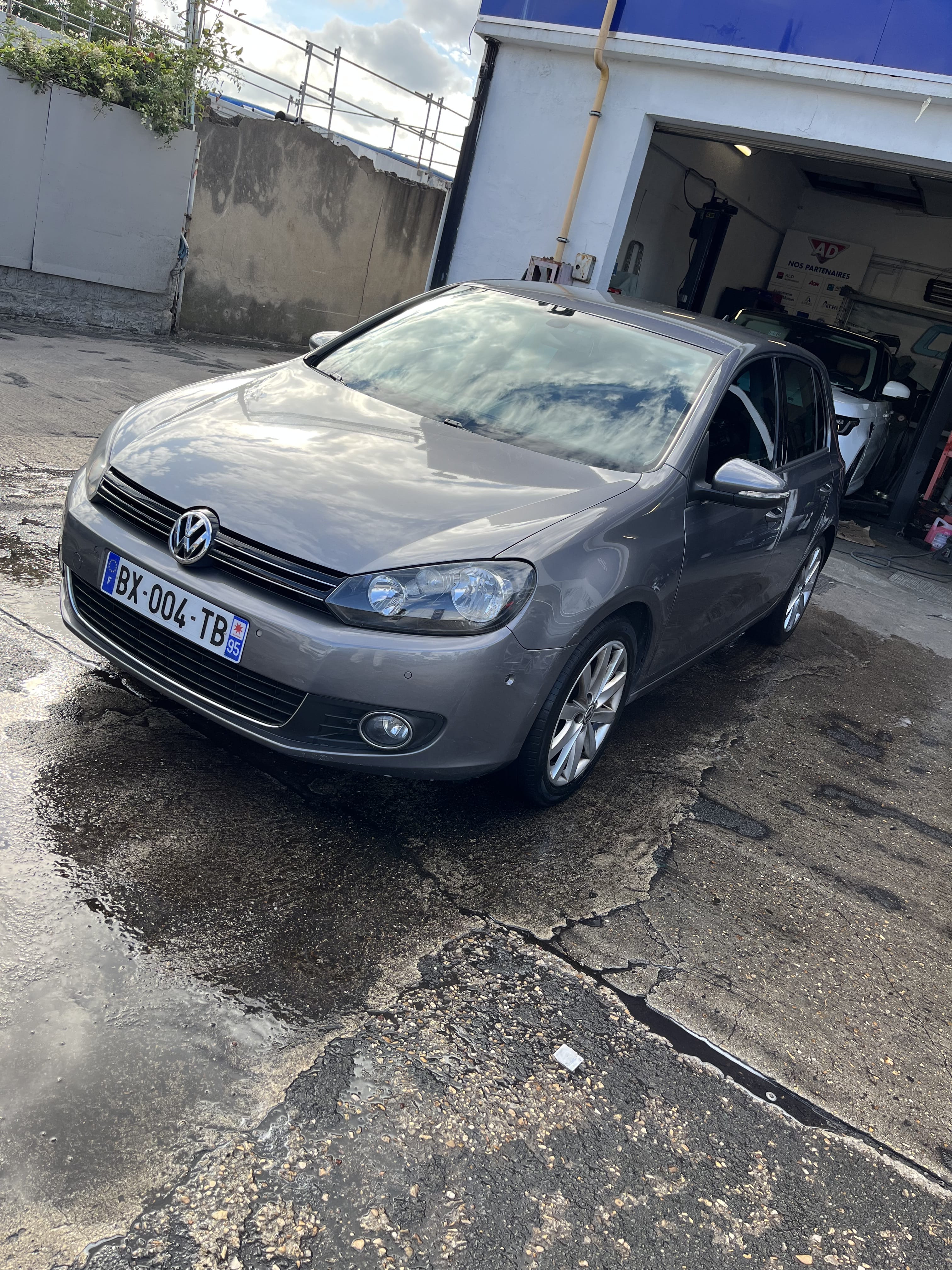 Volkswagen Golf, 2011, Diesel, automatique