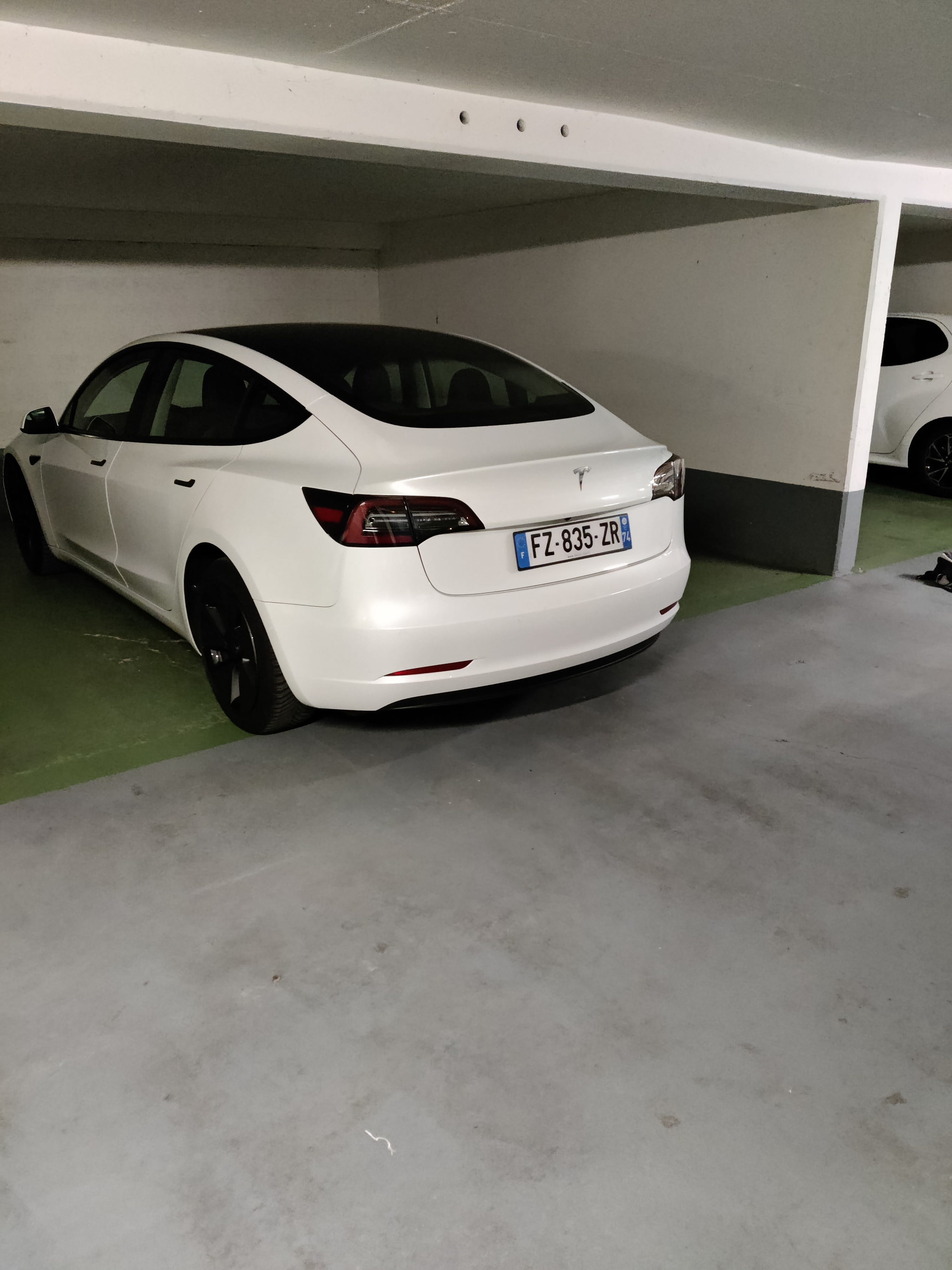 Tesla Model 3 SR+ avec Climatisation
