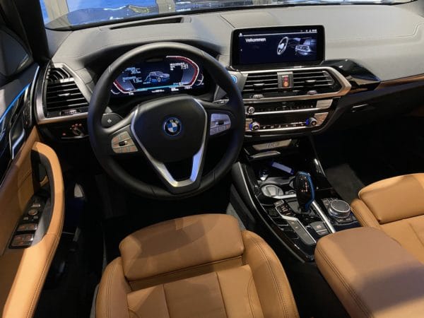 BMW ix3 med GPS