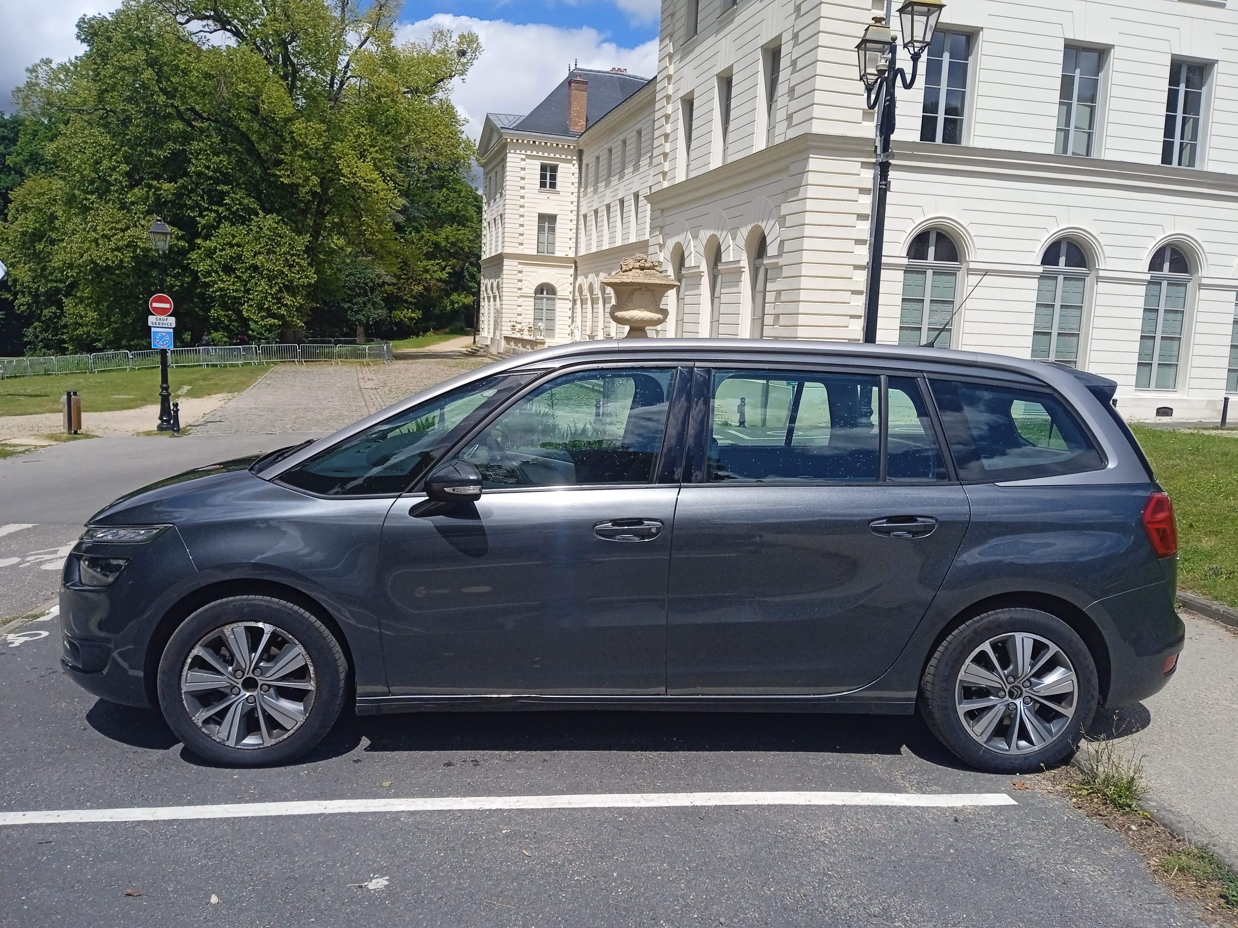 Citroen C4 Grand Picasso avec Climatisation