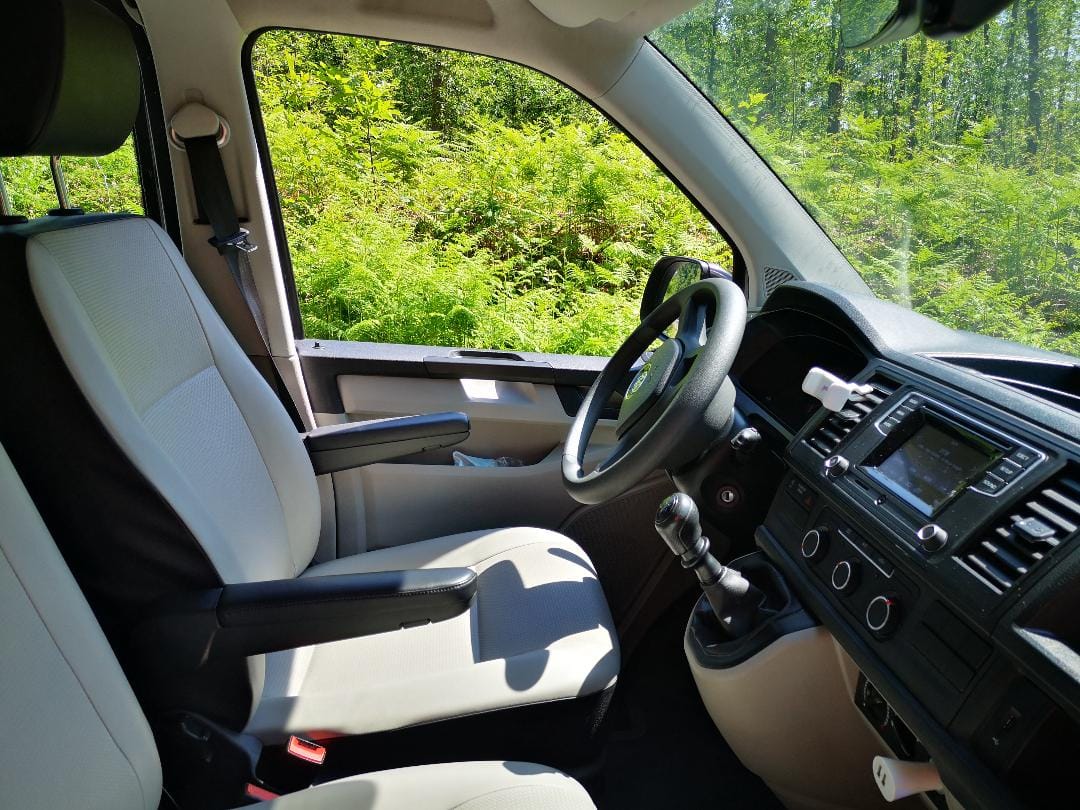 Volkswagen Transporter Combi Métro Alesia, 9 places Clim. Régulateur de vitesse. avec Audio Bluetooth