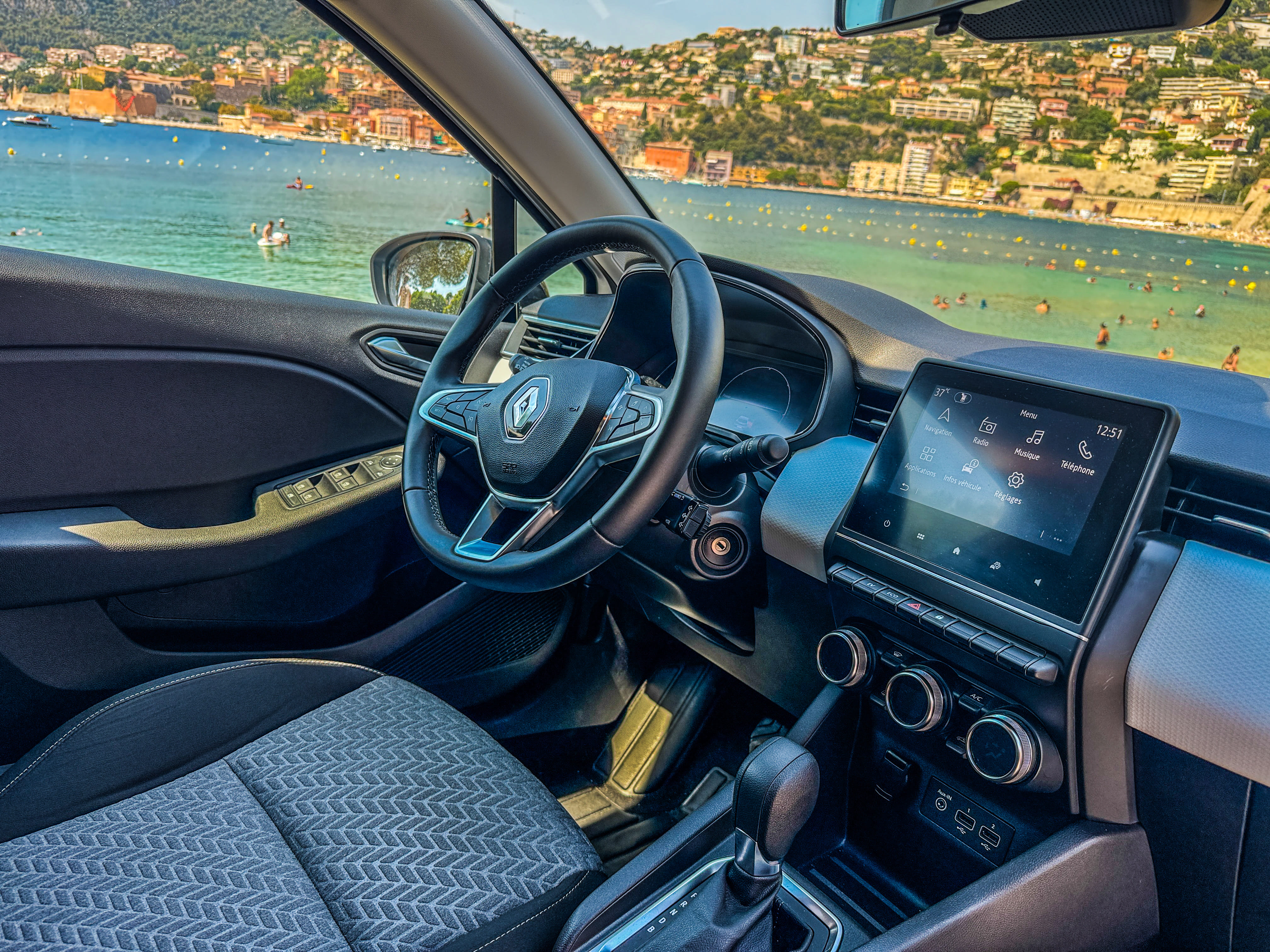 Renault Clio E-tech 927 avec Régulateur de vitesse