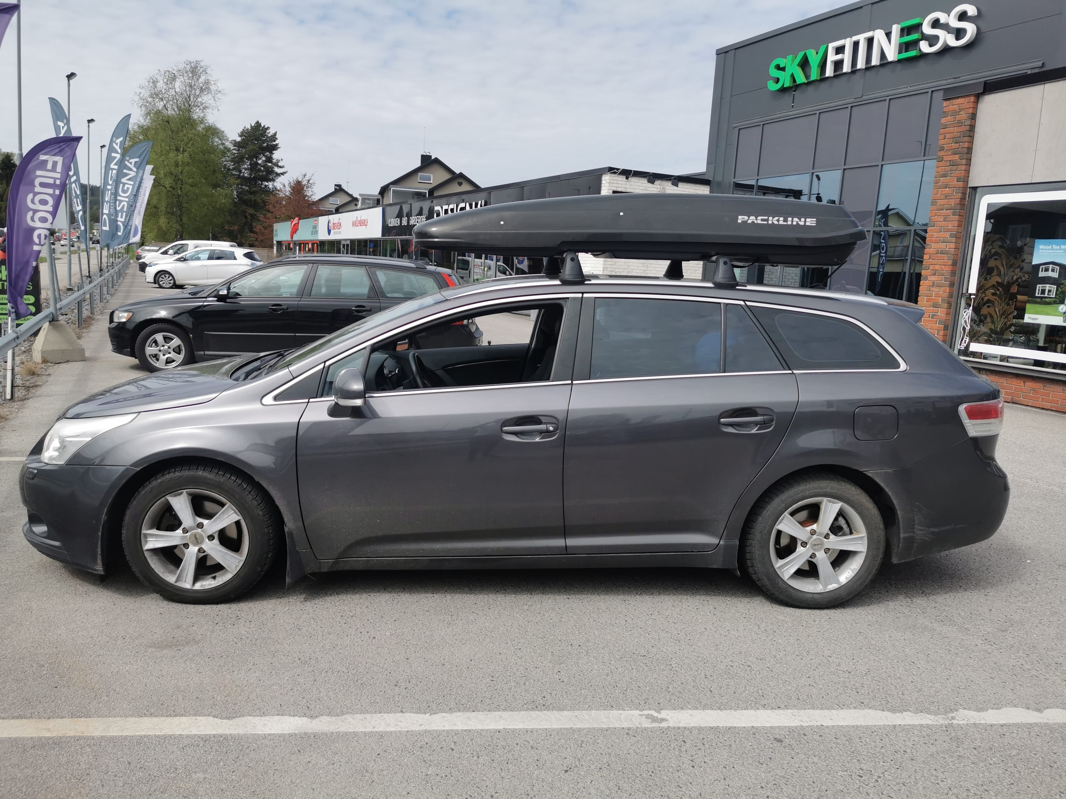 Toyota Avensis med GPS