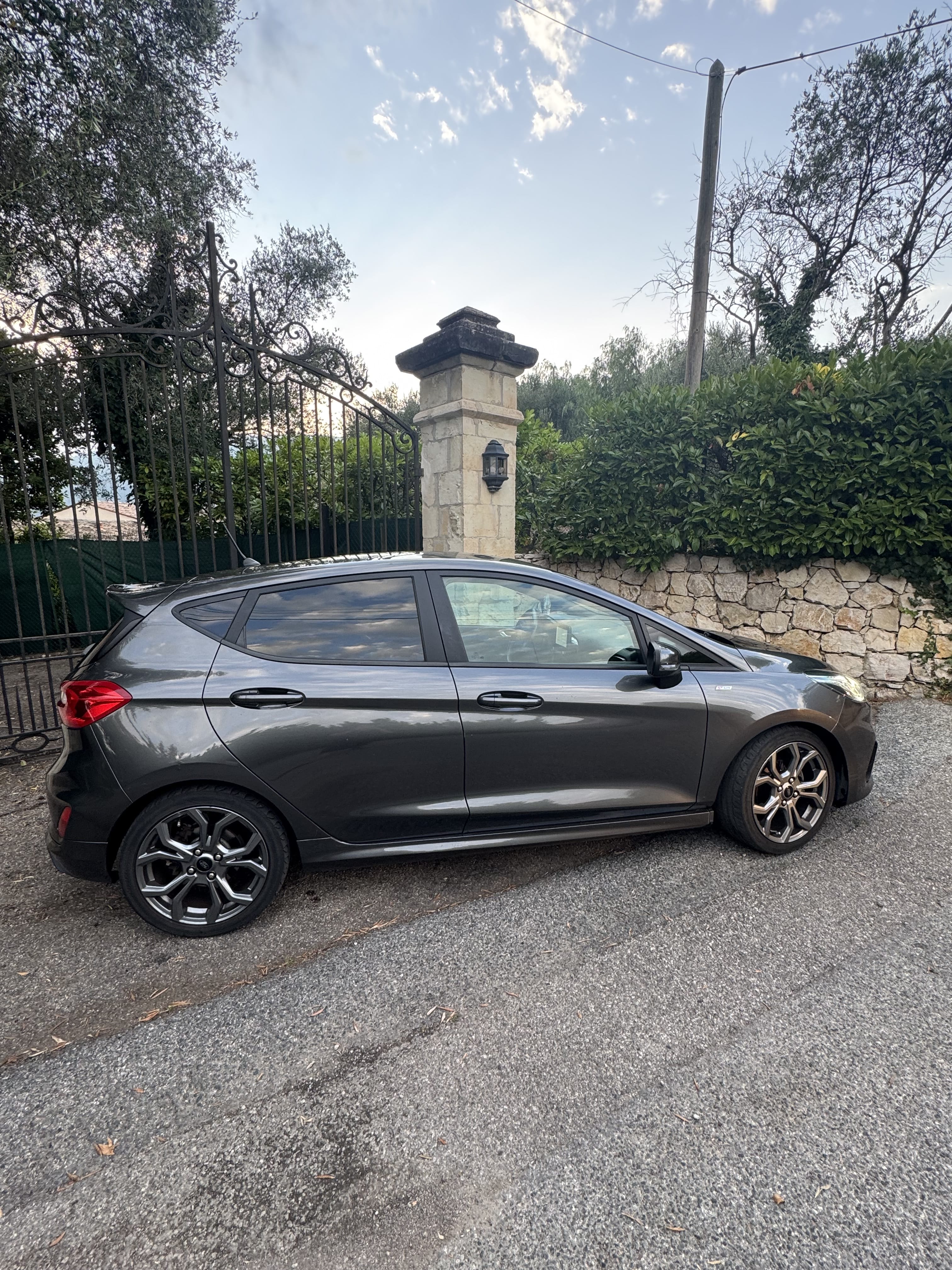 Ford Fiesta ST avec Climatisation
