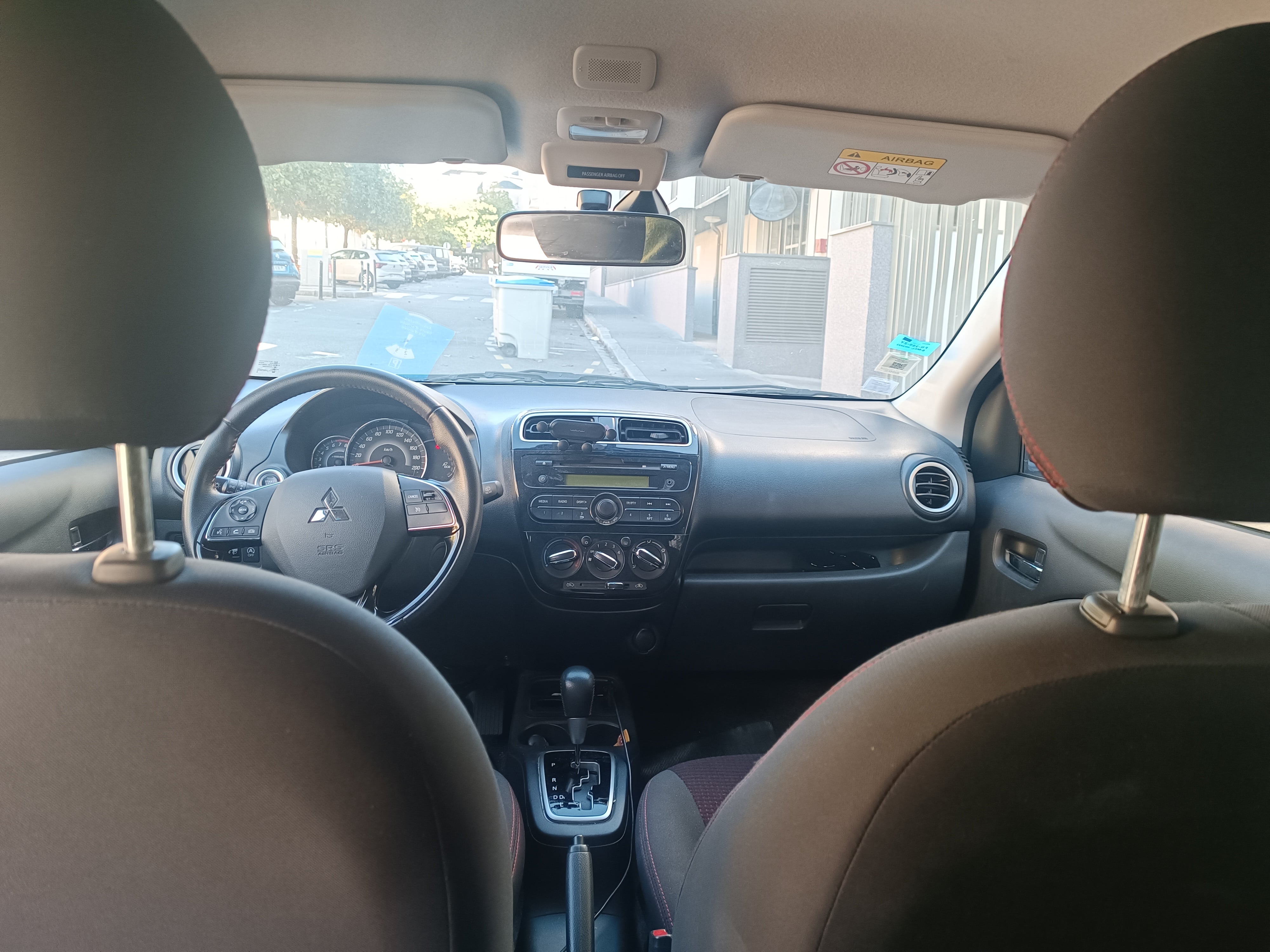 Mitsubishi Space Star avec Port USB