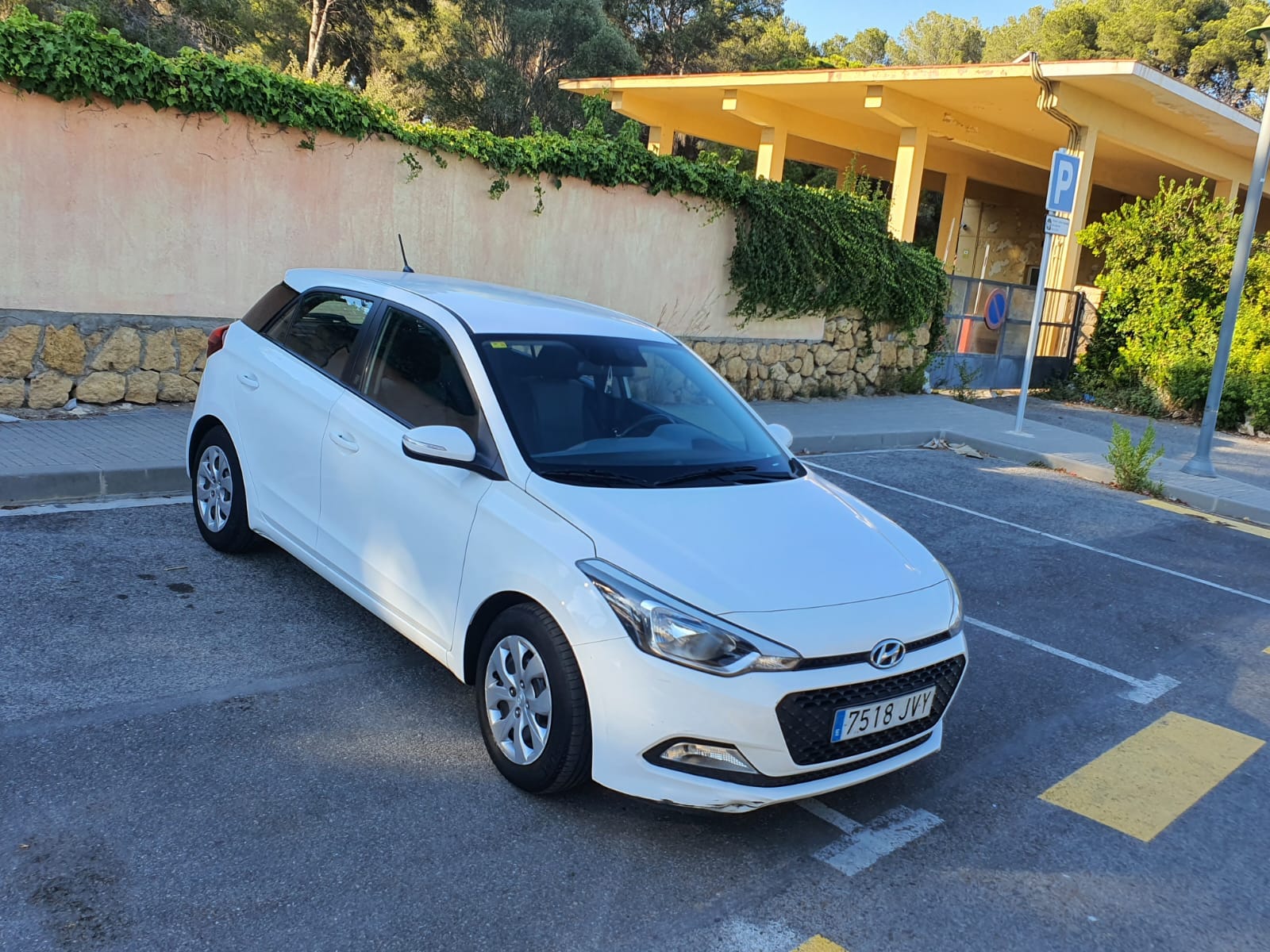 Hyundai i20 FR-EN-DE-IT