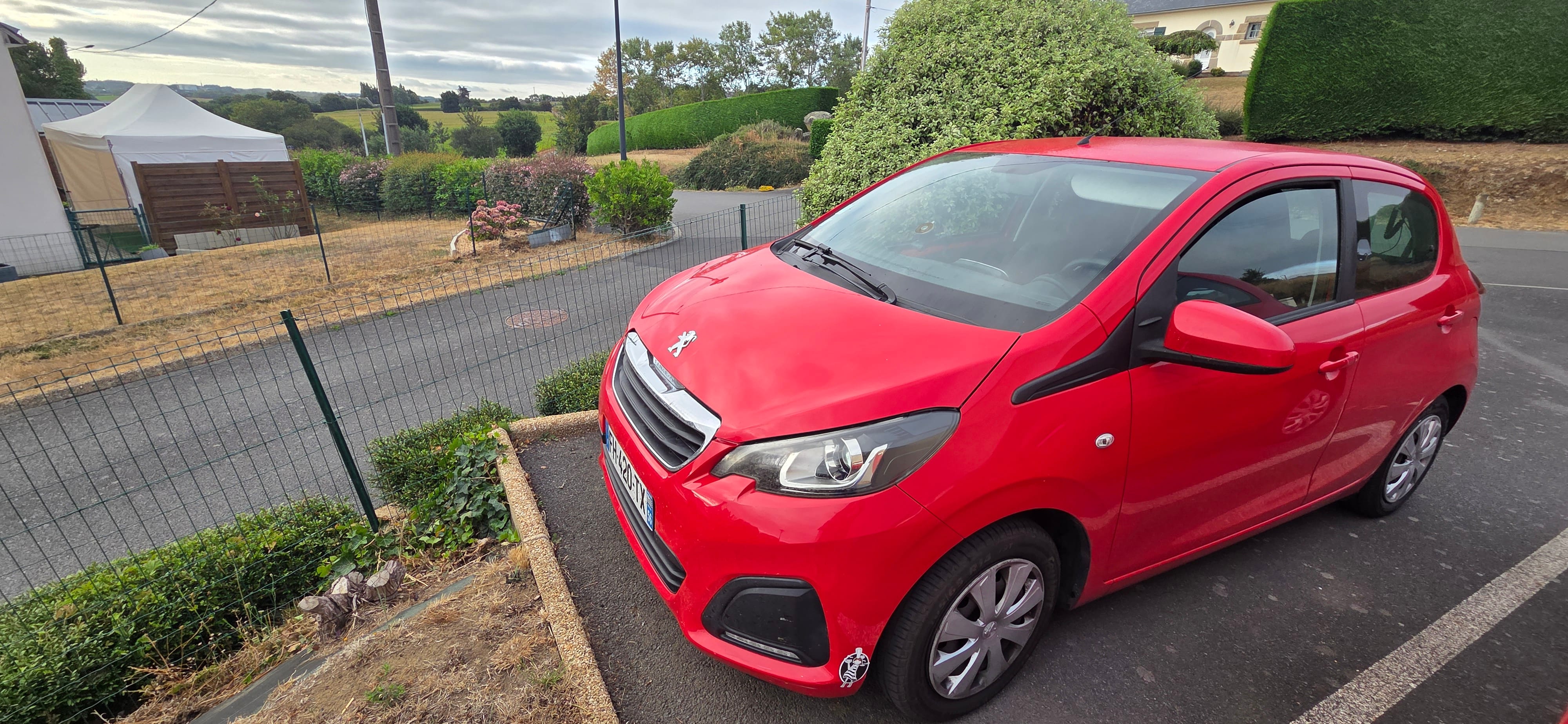 Peugeot 108, 2015, Essence 95