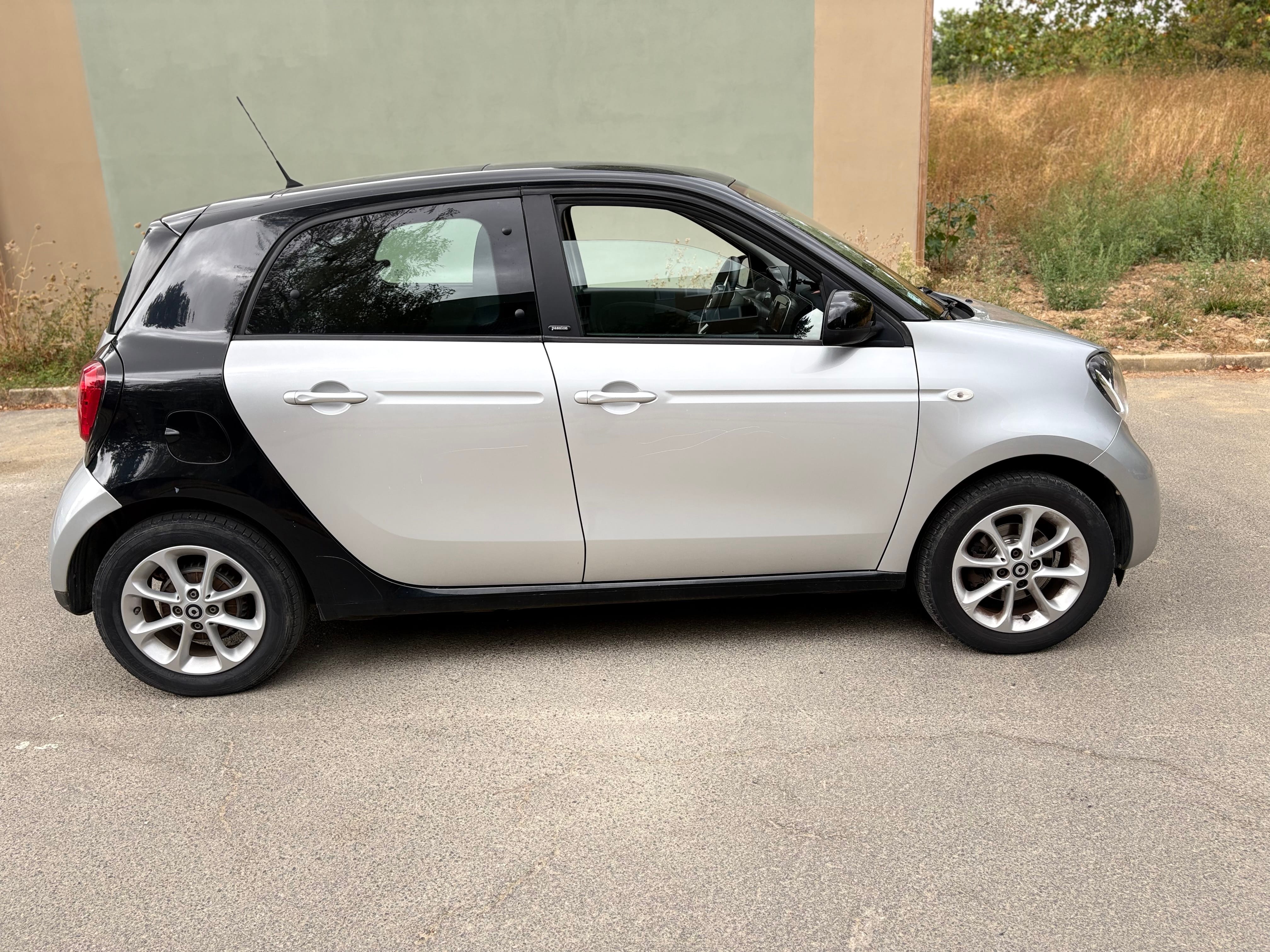 Smart Forfour, 2016, Essence 95, automatique