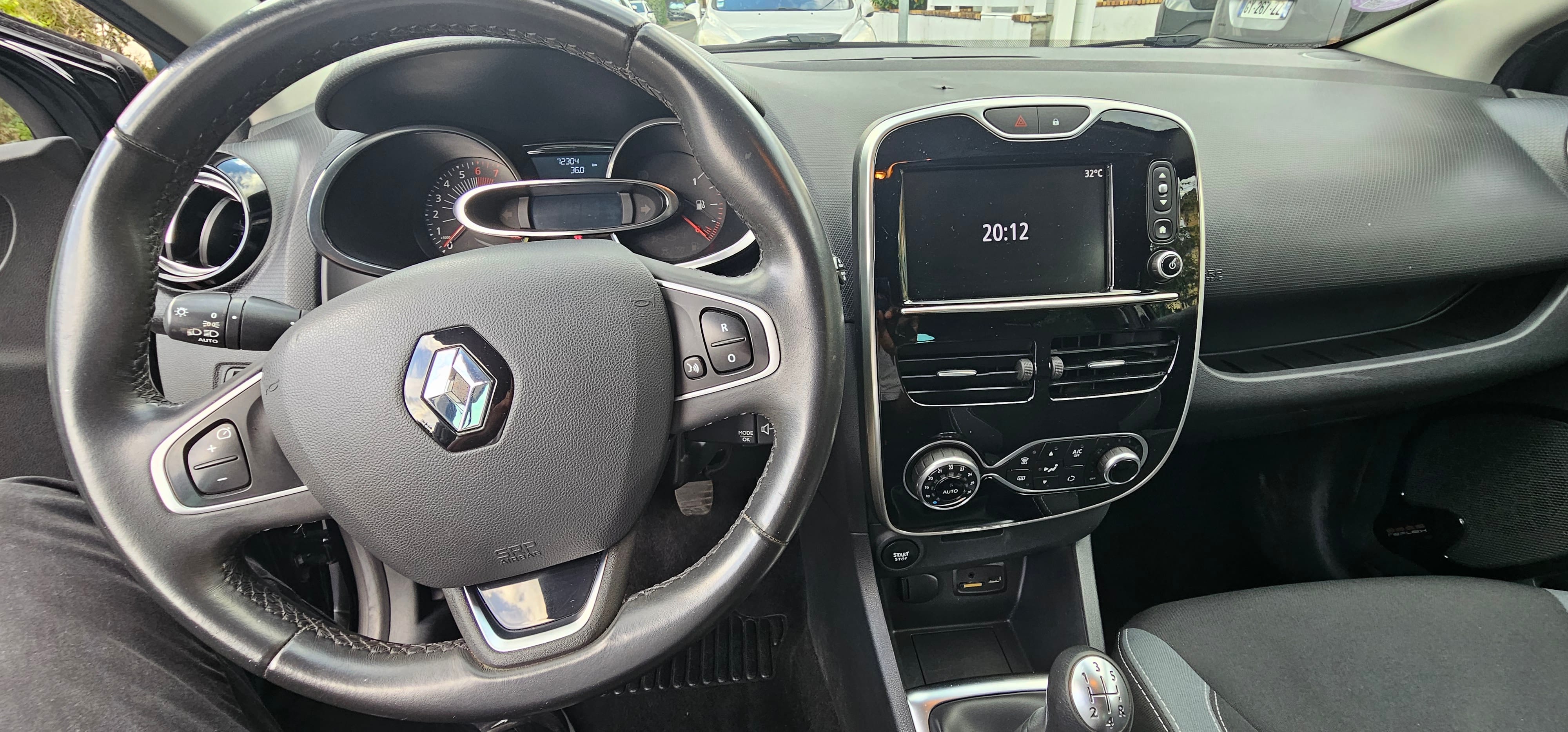 Renault Clio avec GPS