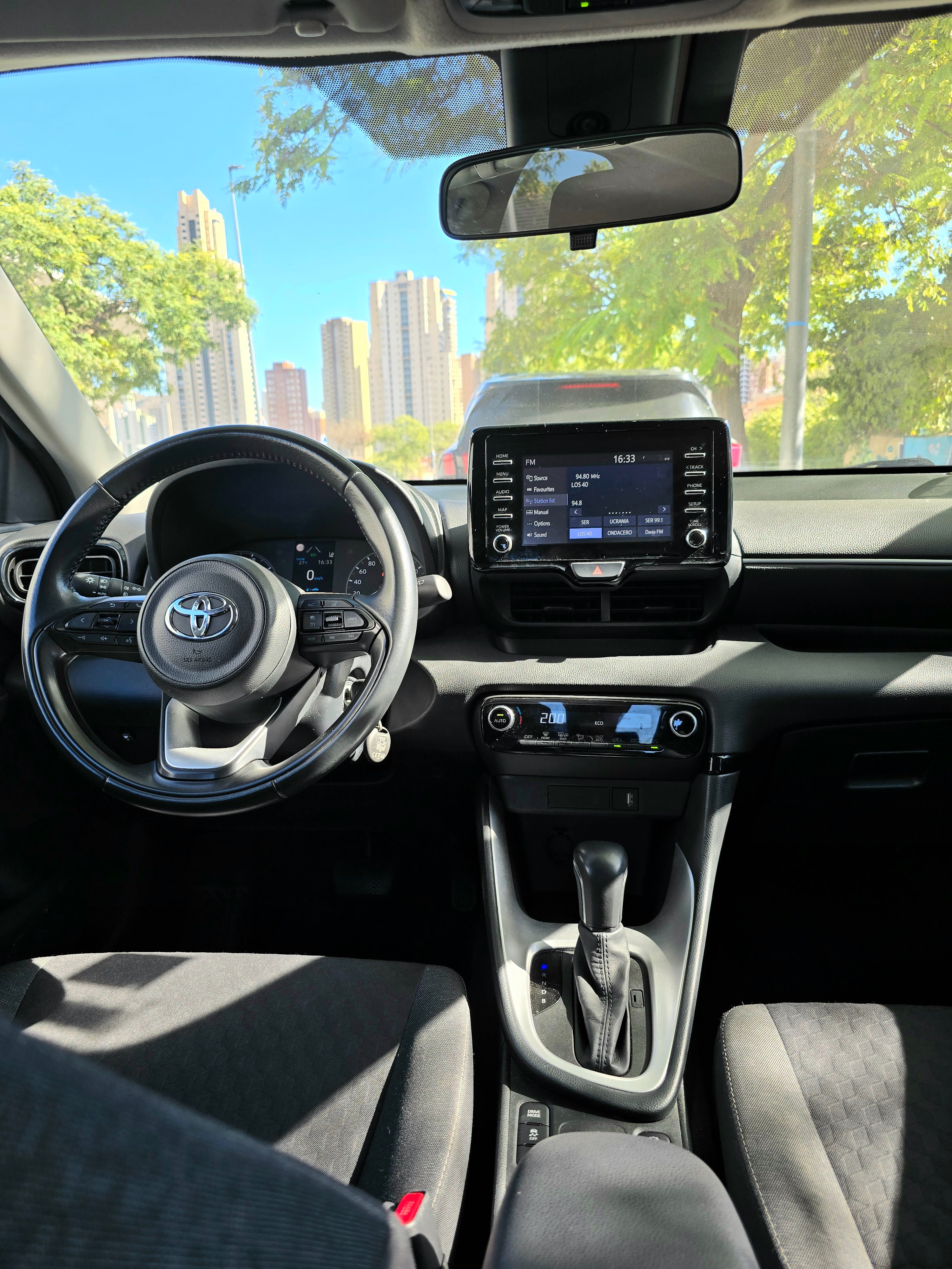 Toyota Yaris 1.5 Hybrid Automatic con Control de velocidad