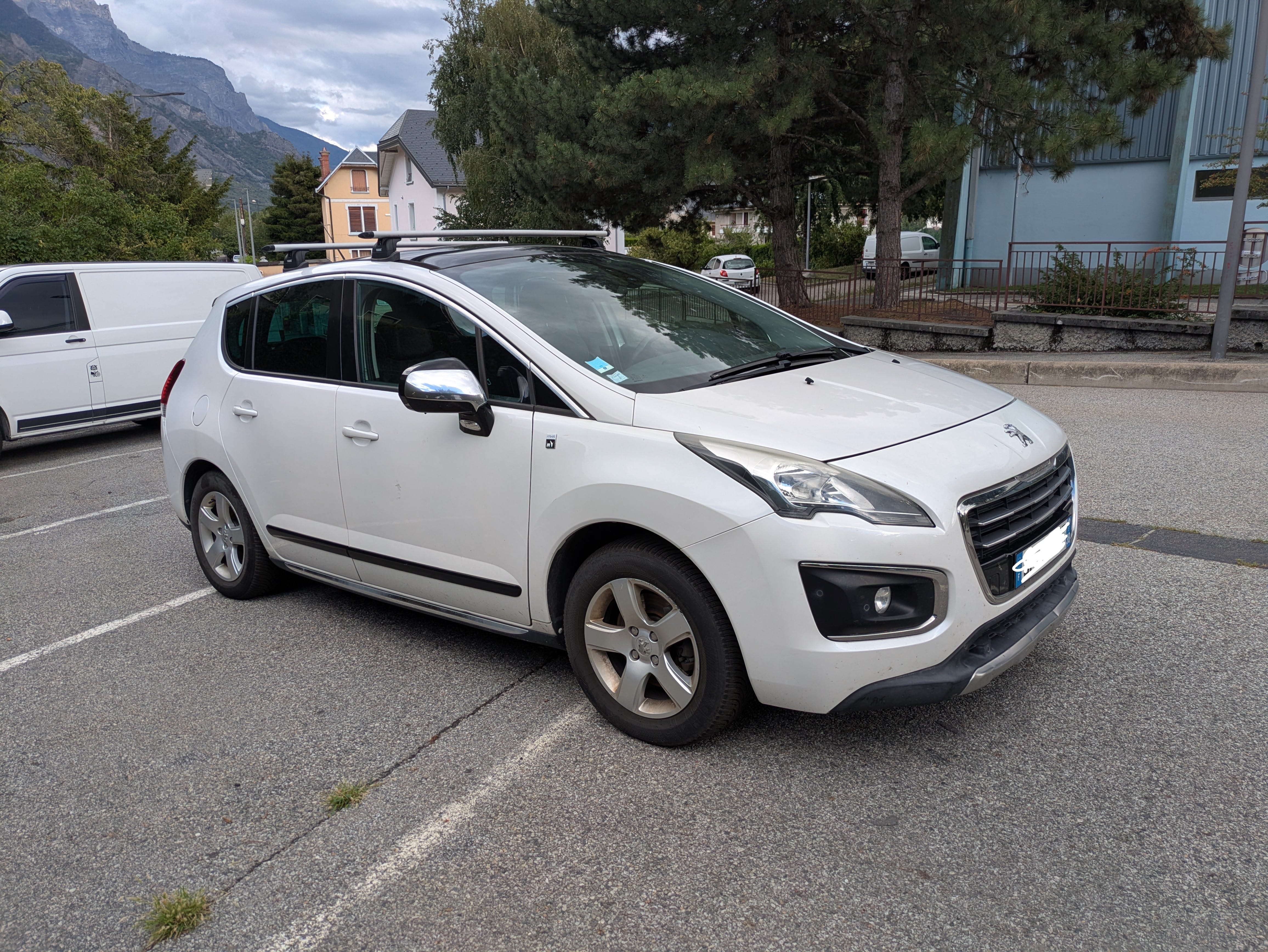 Peugeot 3008, 2013, Diesel / Électrique (hybride), automatique
