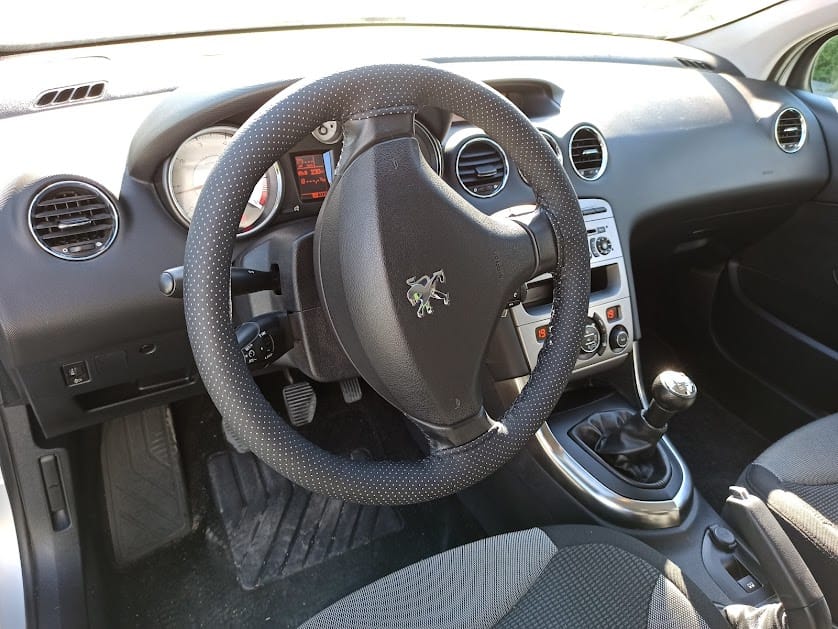 Peugeot 308 1,9 VTI 120cv (2010) avec Siège bébé