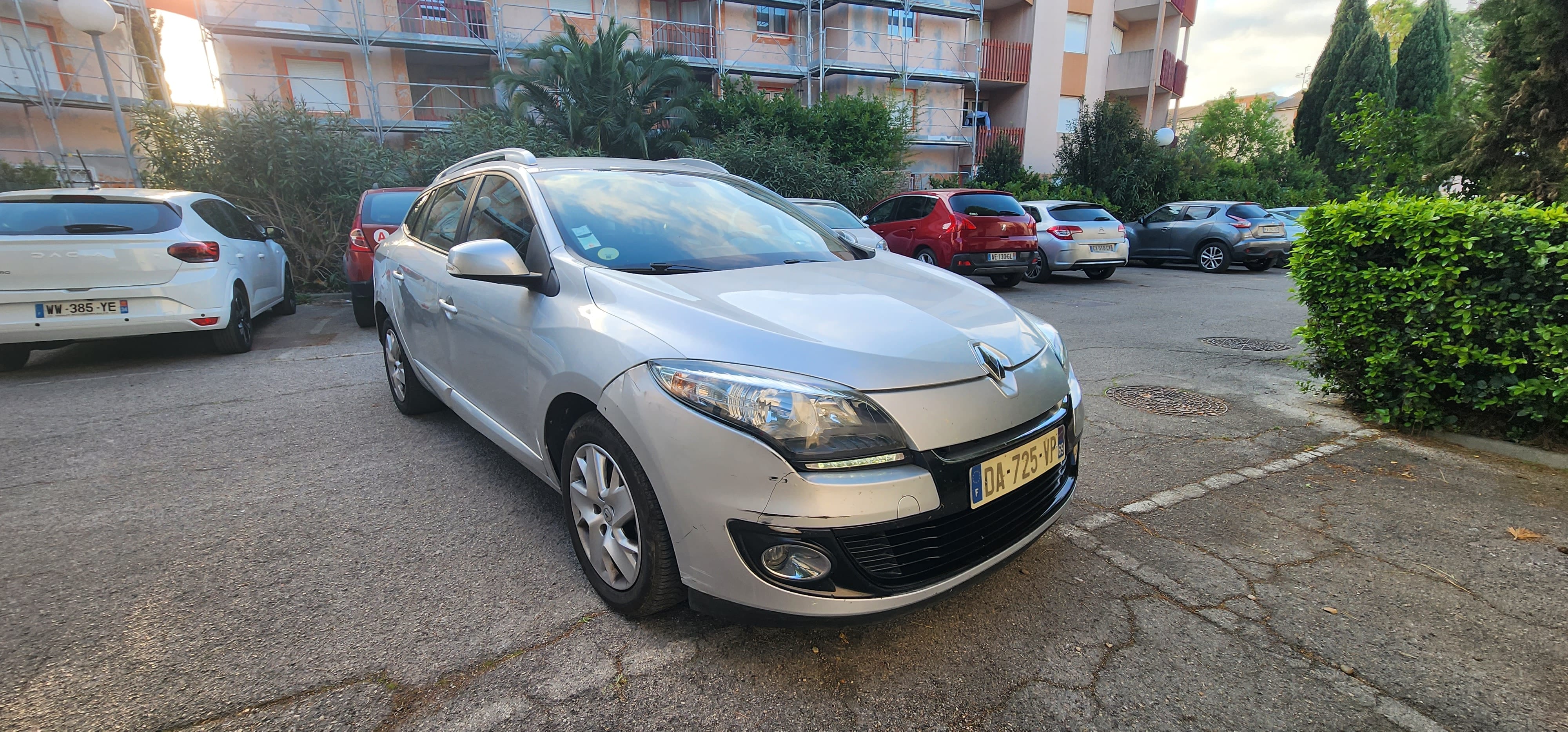 Renault Mégane Estate Disponible de suite répond rapidement avec Régulateur de vitesse
