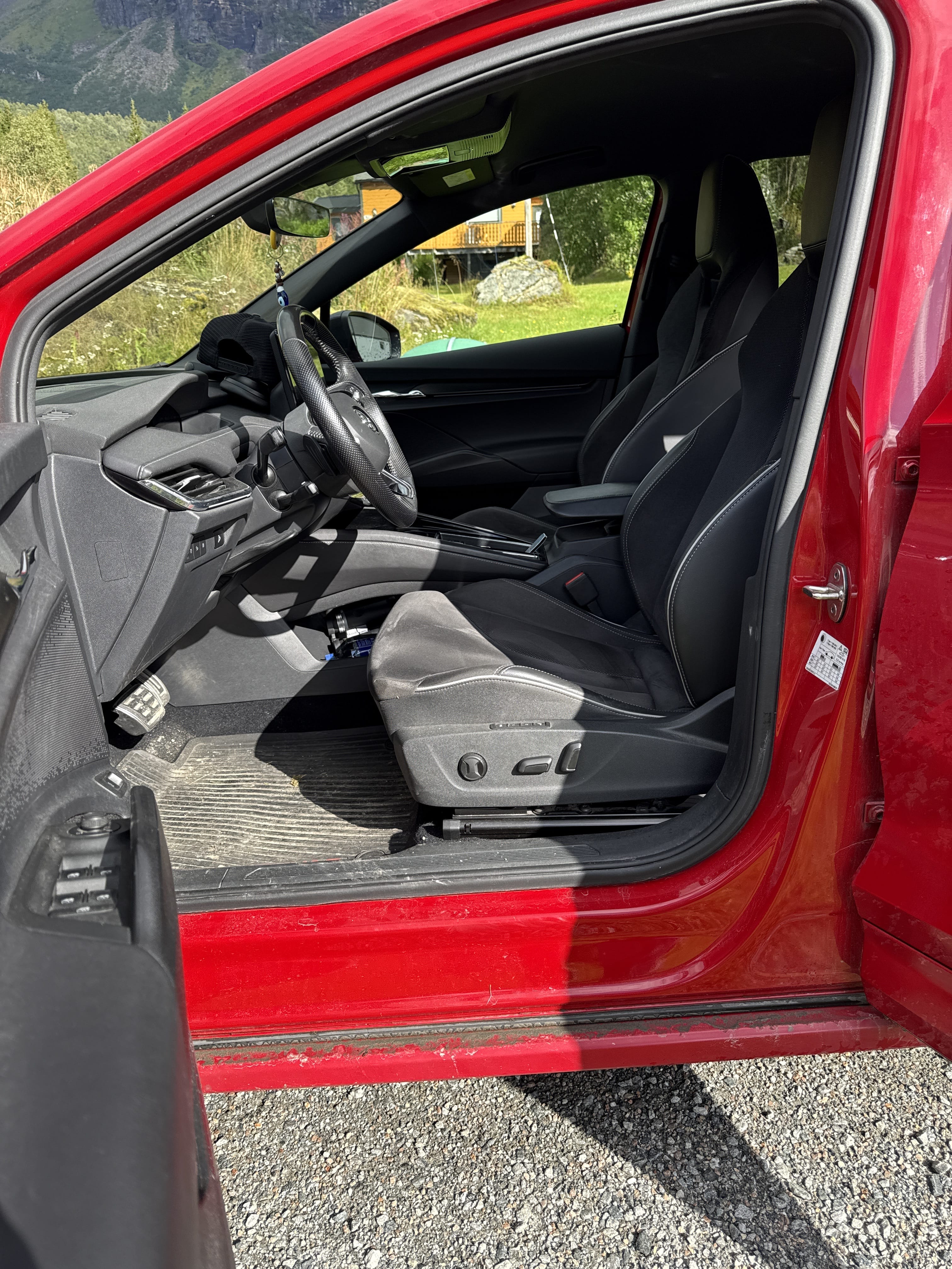 Skoda Enyaq 60 80x med Cruisekontroll