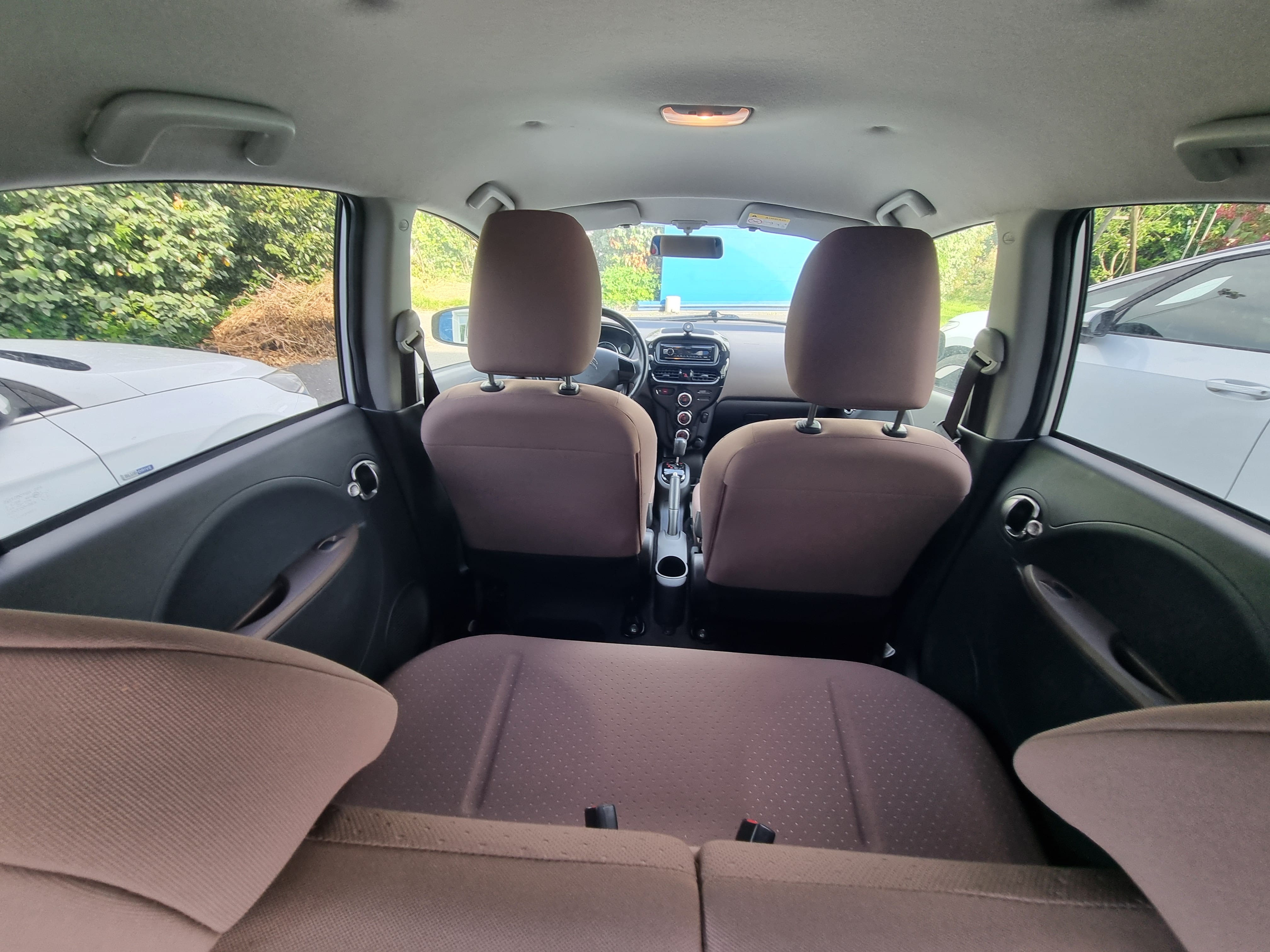 Citroen C-Zero avec Port USB