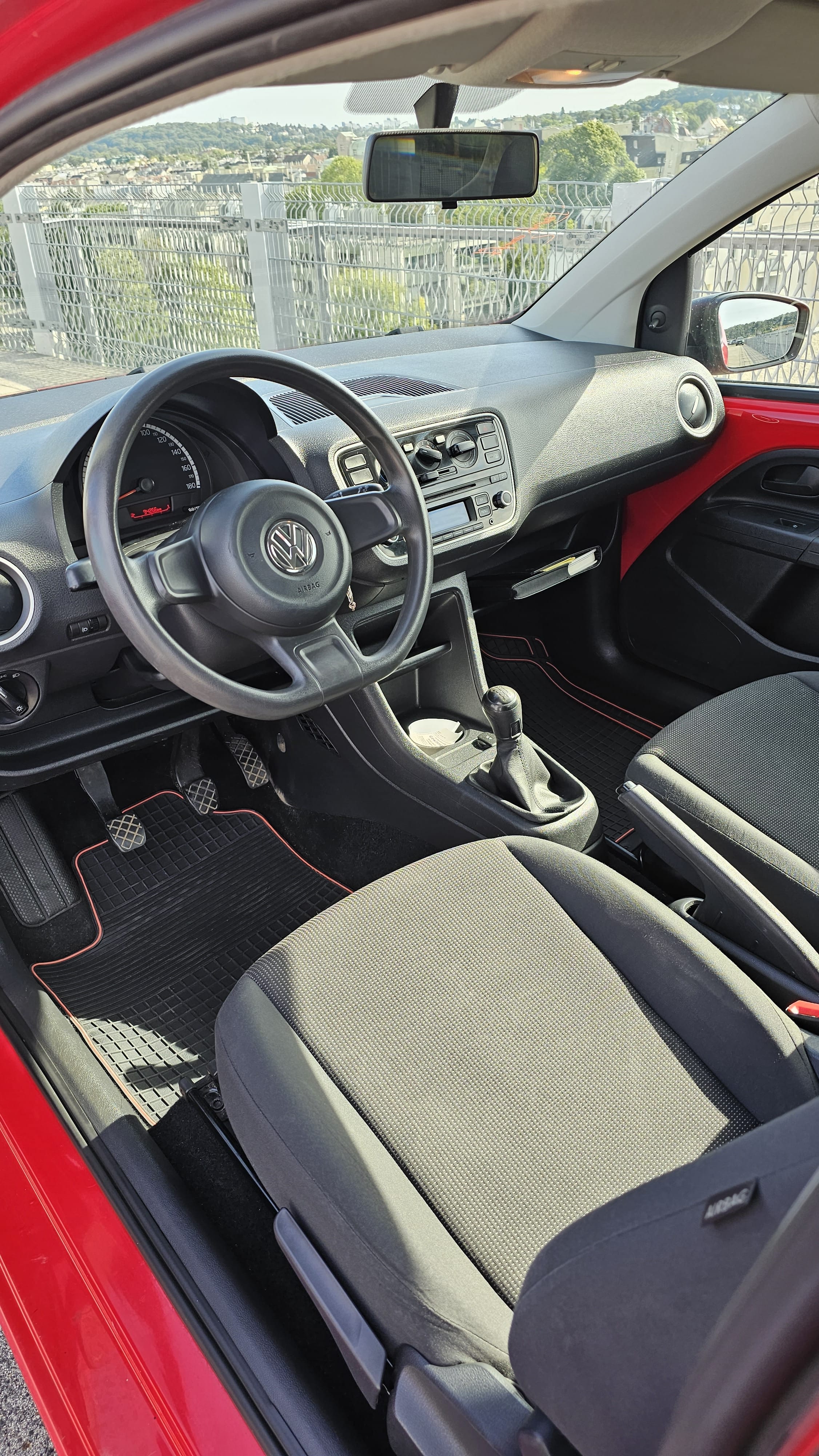 Volkswagen Up! mit Winterreifen