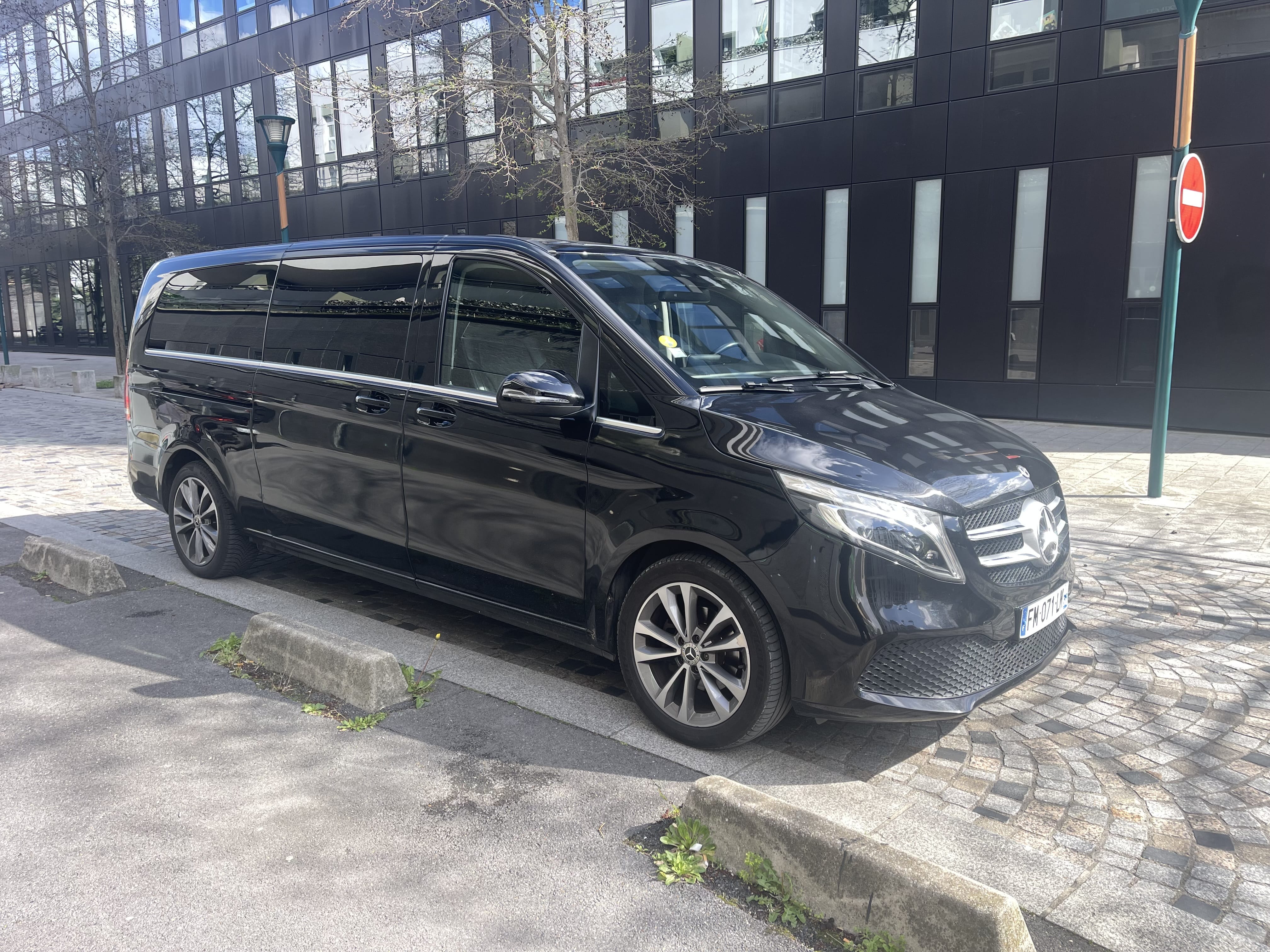 Mercedes-Benz Classe V 220d avec Quatre roues motrices