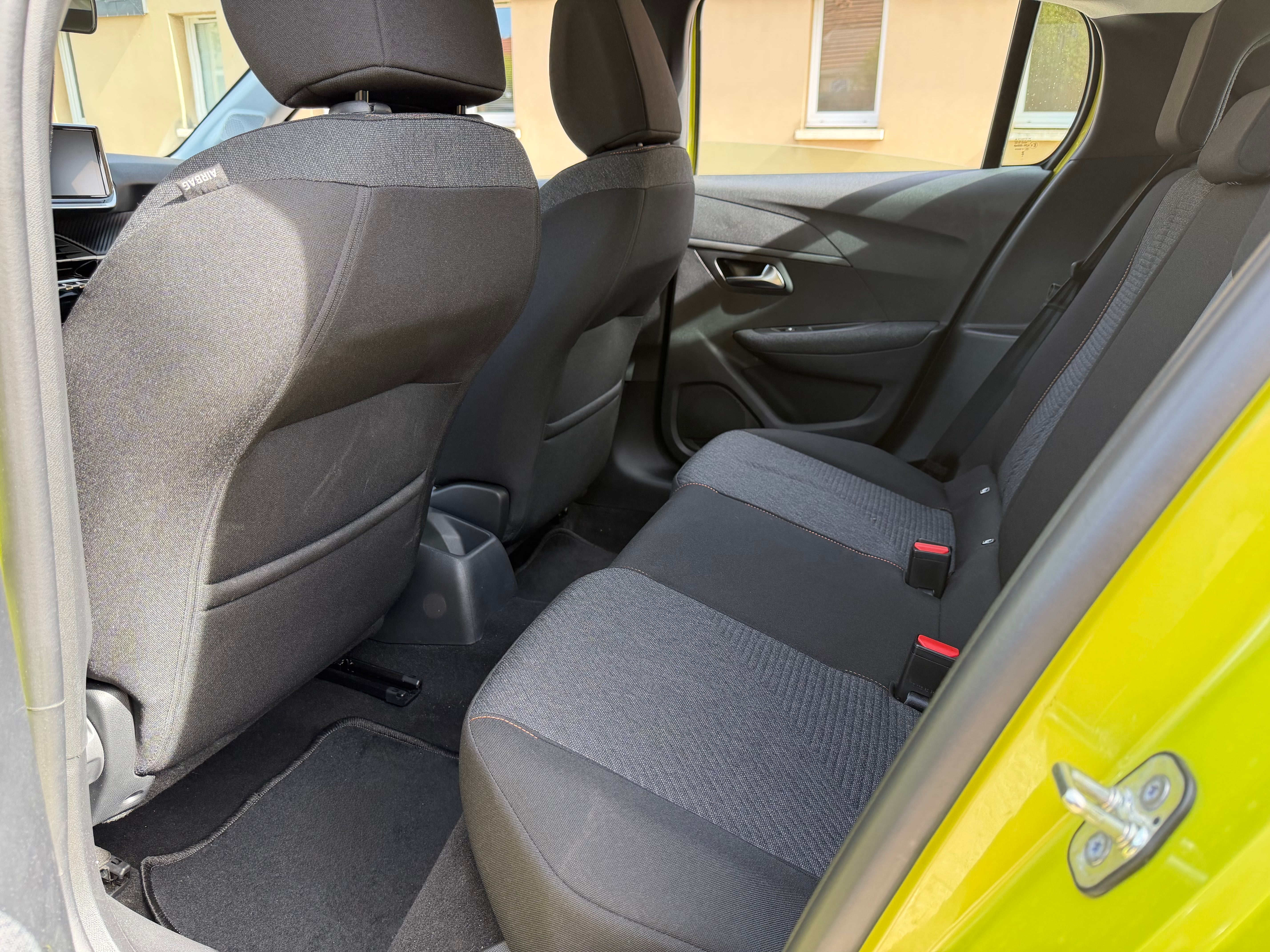 Peugeot 208 Boite automatique avec Apple CarPlay