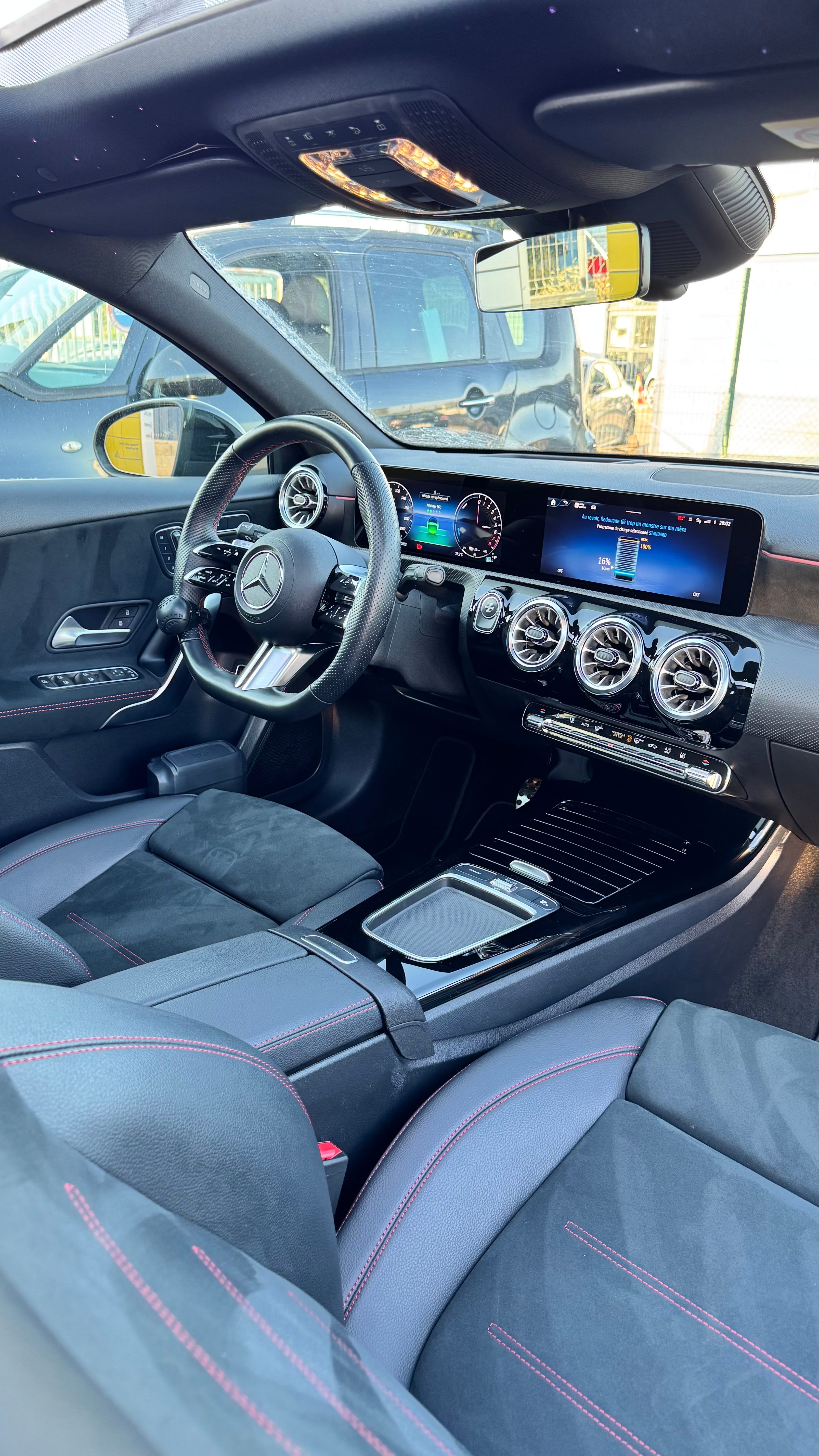 Mercedes-Benz Classe A 250 e avec Caméra de recul