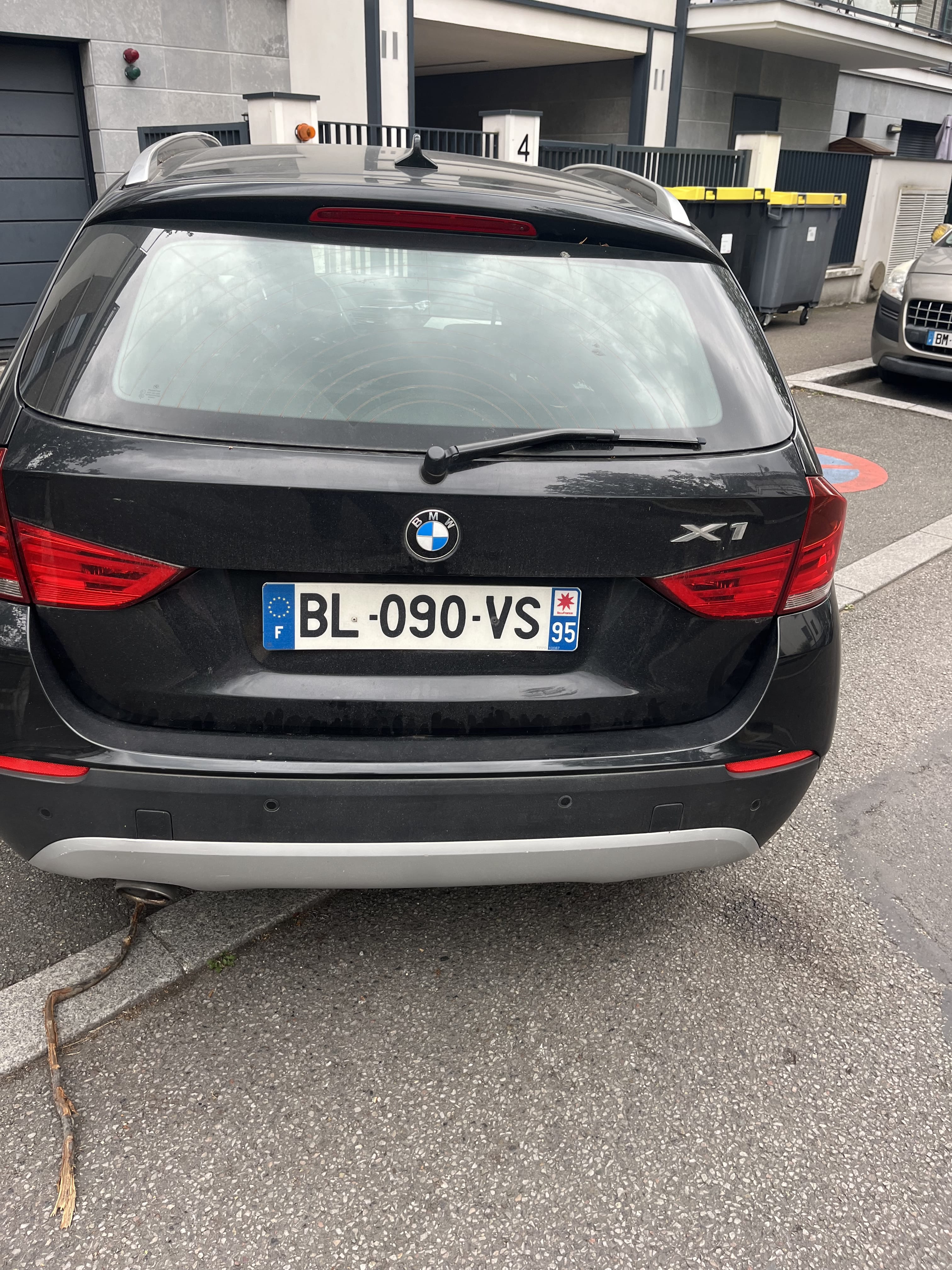 BMW X1 xDrive18d avec GPS