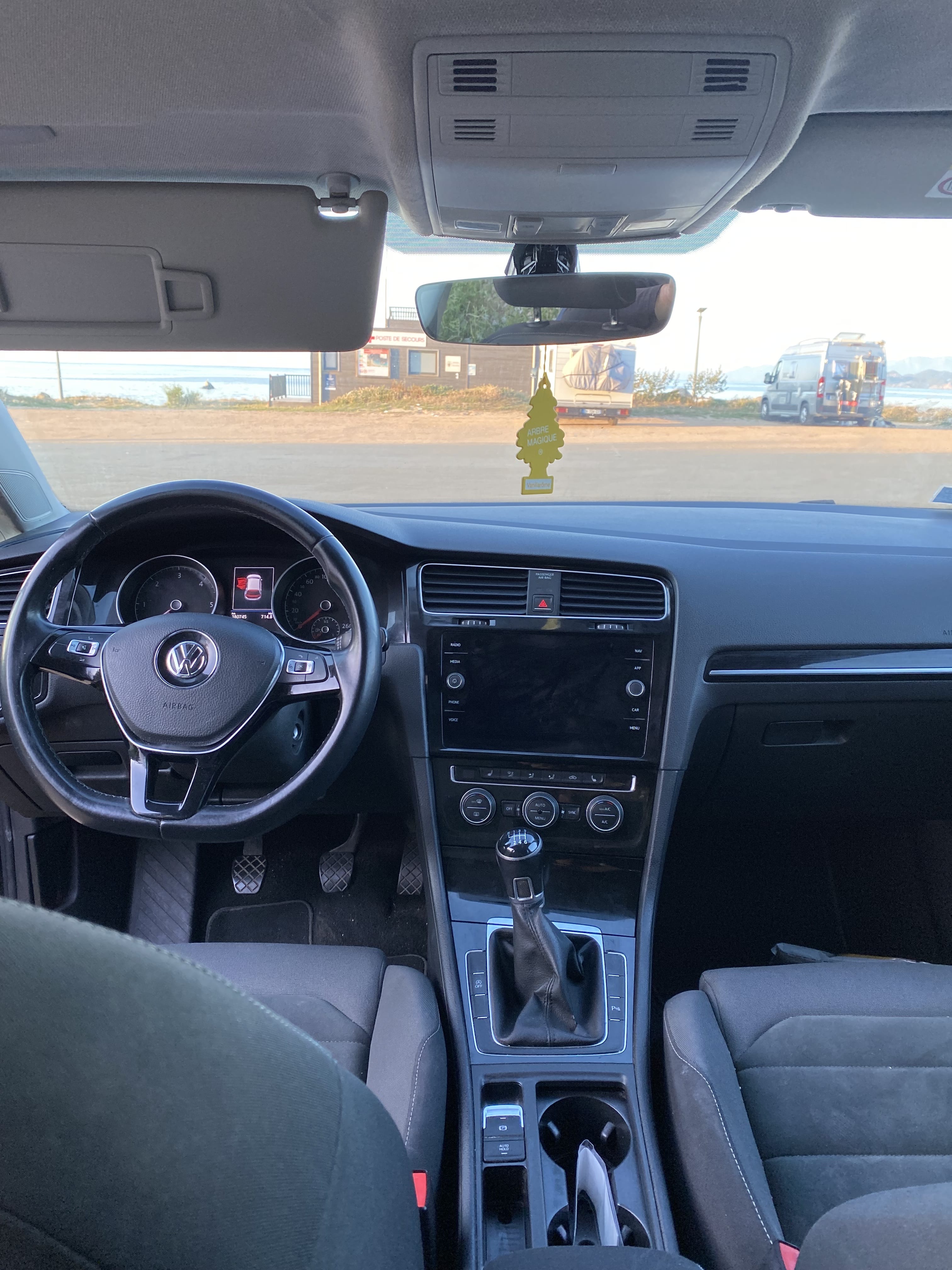 Volkswagen Golf avec Climatisation