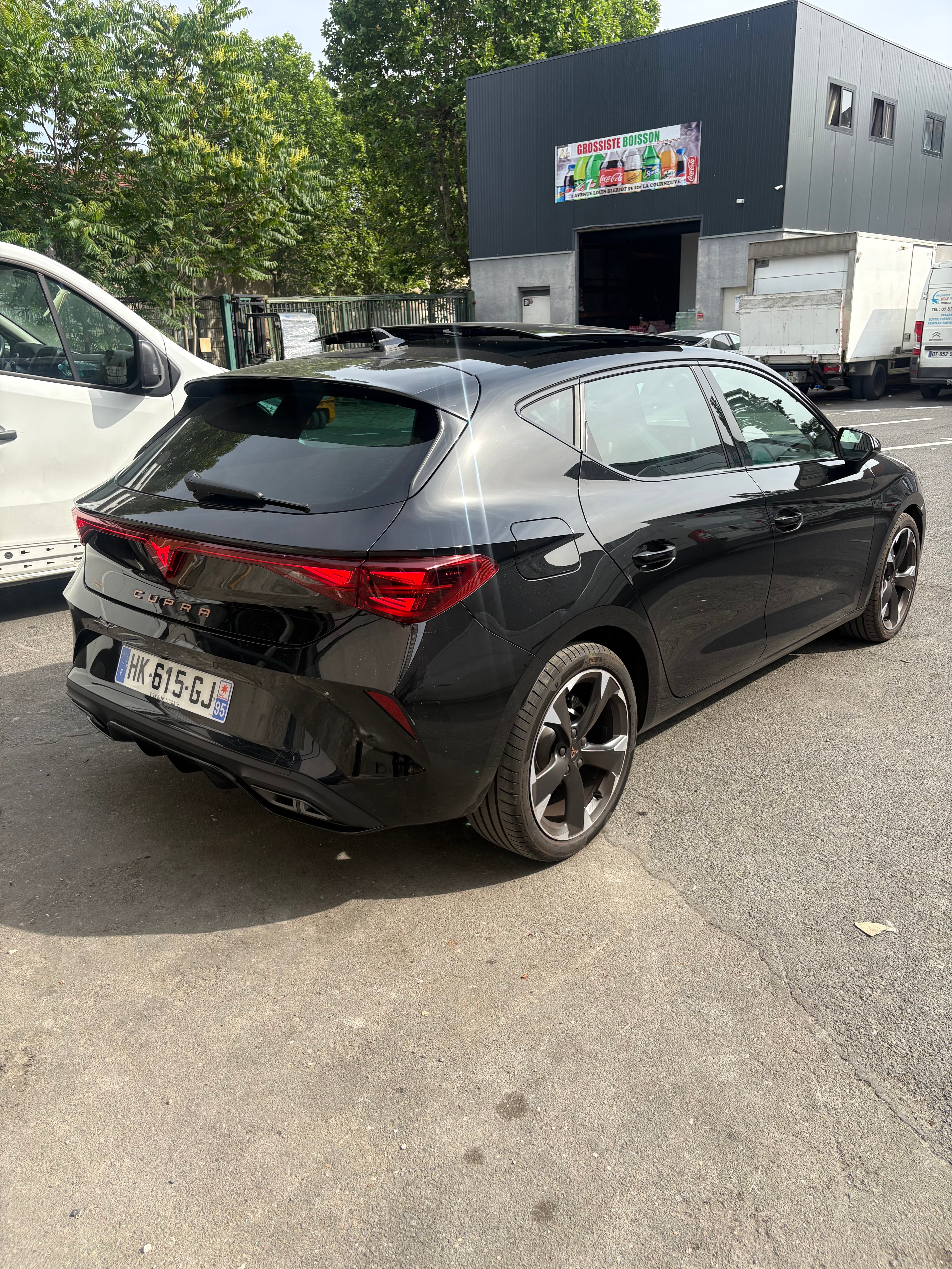 Cupra Leon 1.5 TFSI Turbo Hybride avec Climatisation
