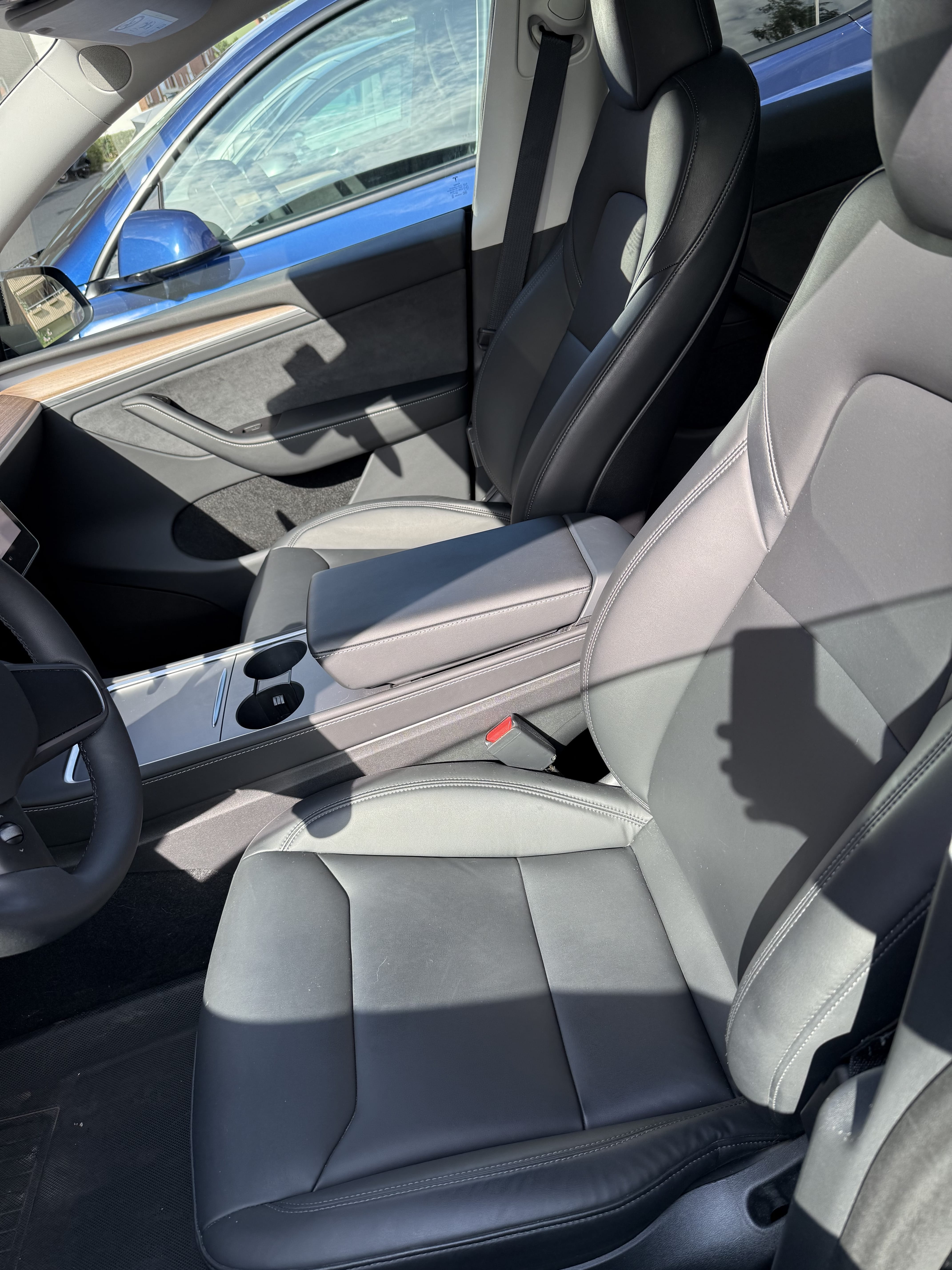 Tesla Model Y Long Range med Vinterdekk