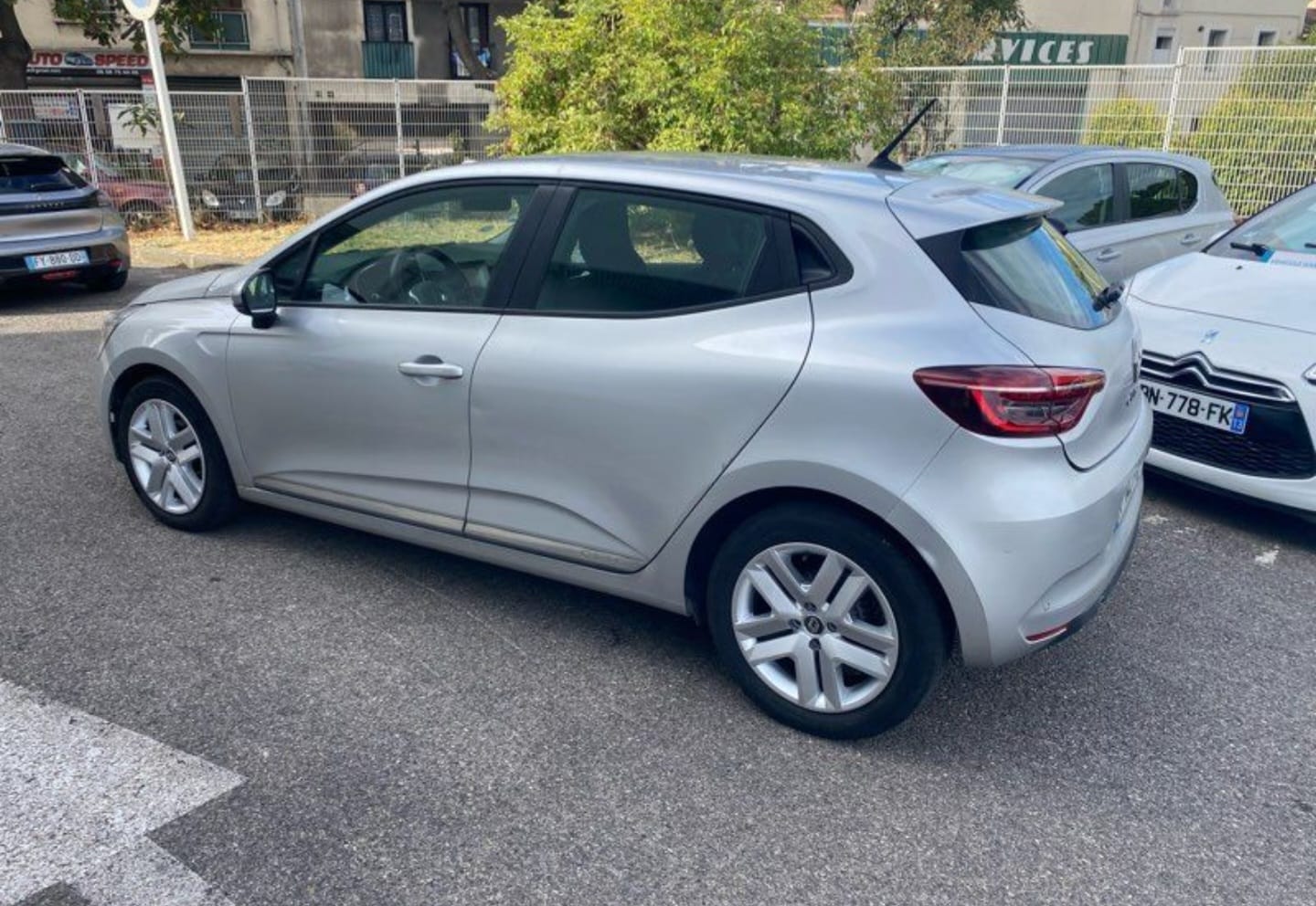 Renault Clio avec Climatisation