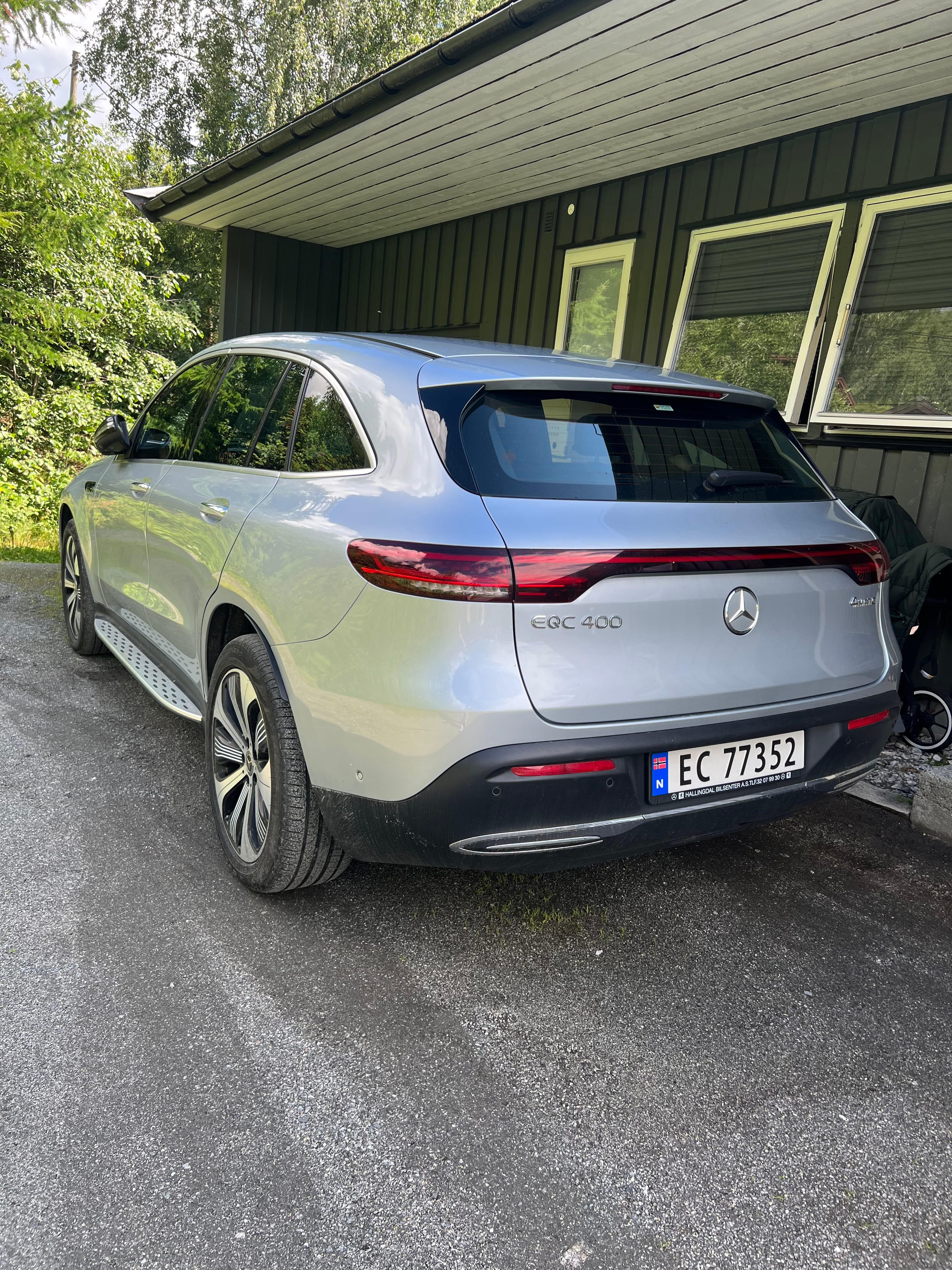 Mercedes-Benz EQC med GPS